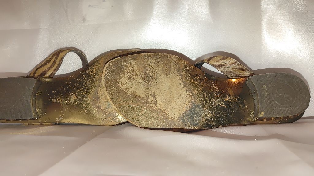 Donald Pliner Donald J. Pliner Glory Sandals Size 7.5M Size US 7.5 / IT 37.5 - 8 Thumbnail