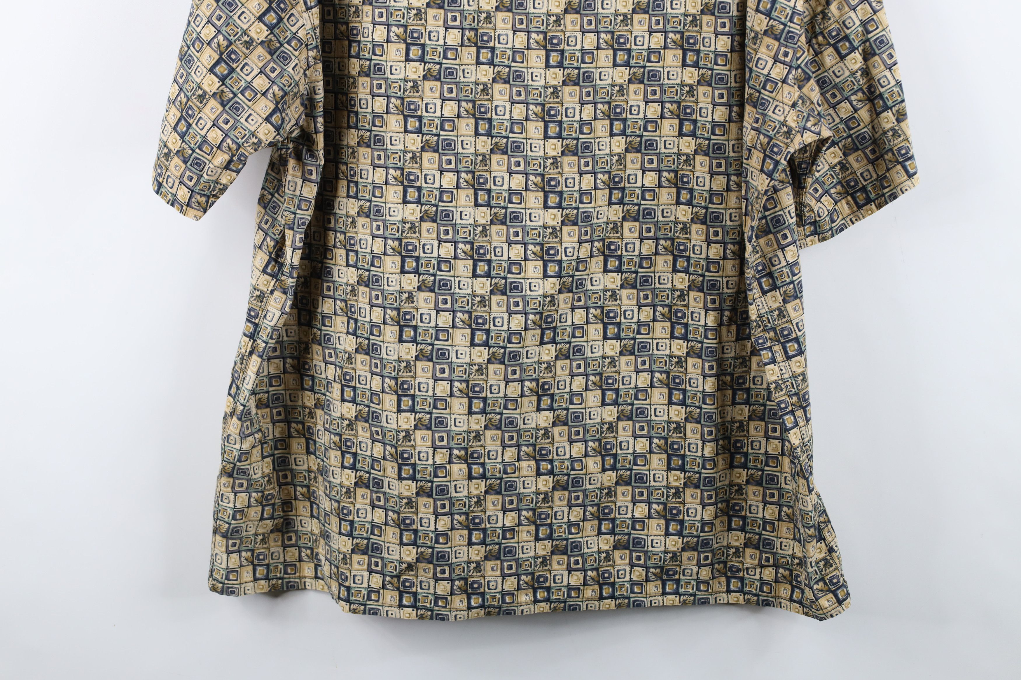 Vintage Vintage 90s Streetwear Checkered Short Sleeve Button Shirt Size US XL / EU 56 / 4 - 10 Thumbnail