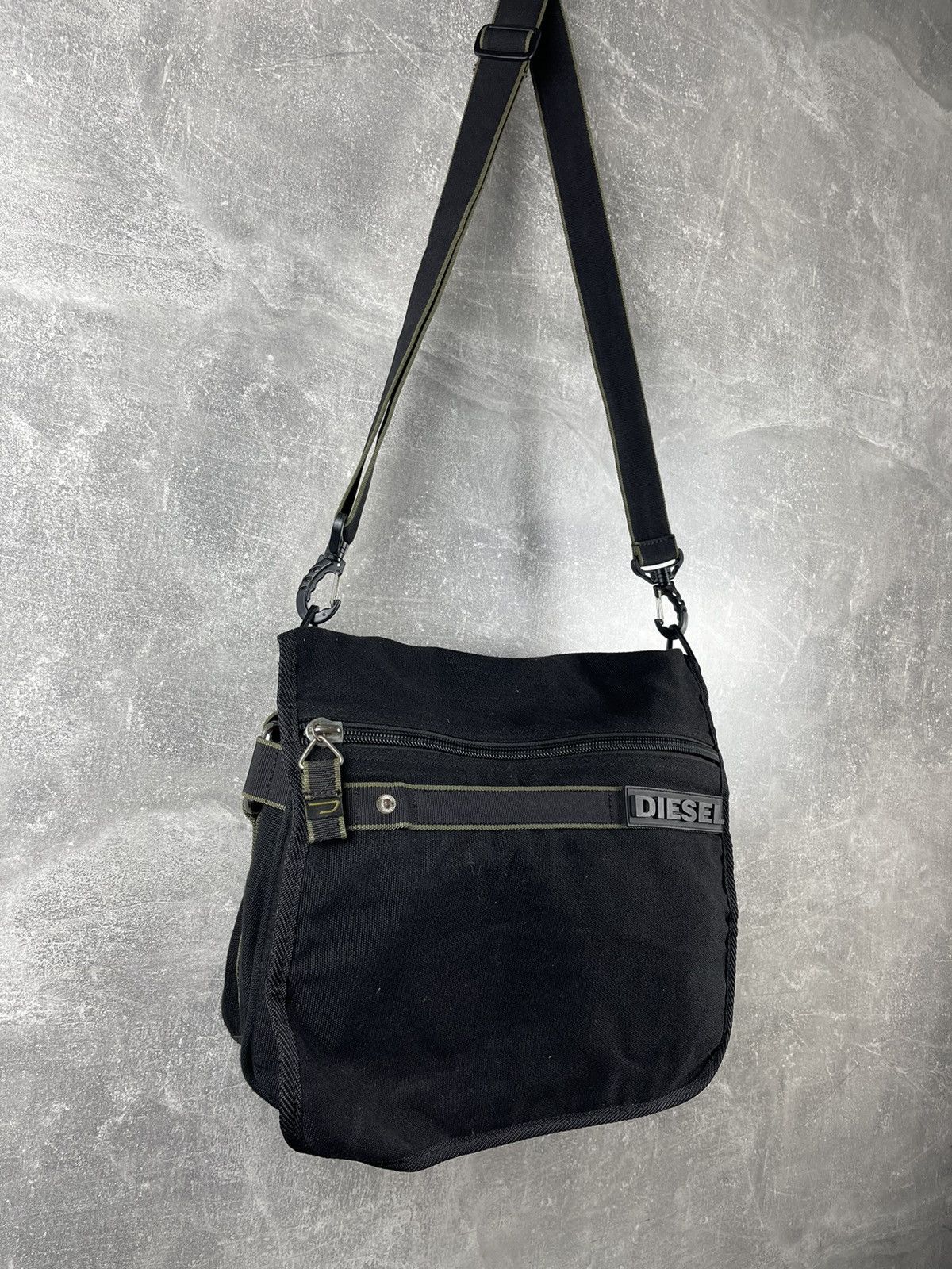 Diesel Diesel Vintage Nylon Crossbody Shoulder Messenger Bag 2000s Size ONE SIZE - 3 Thumbnail