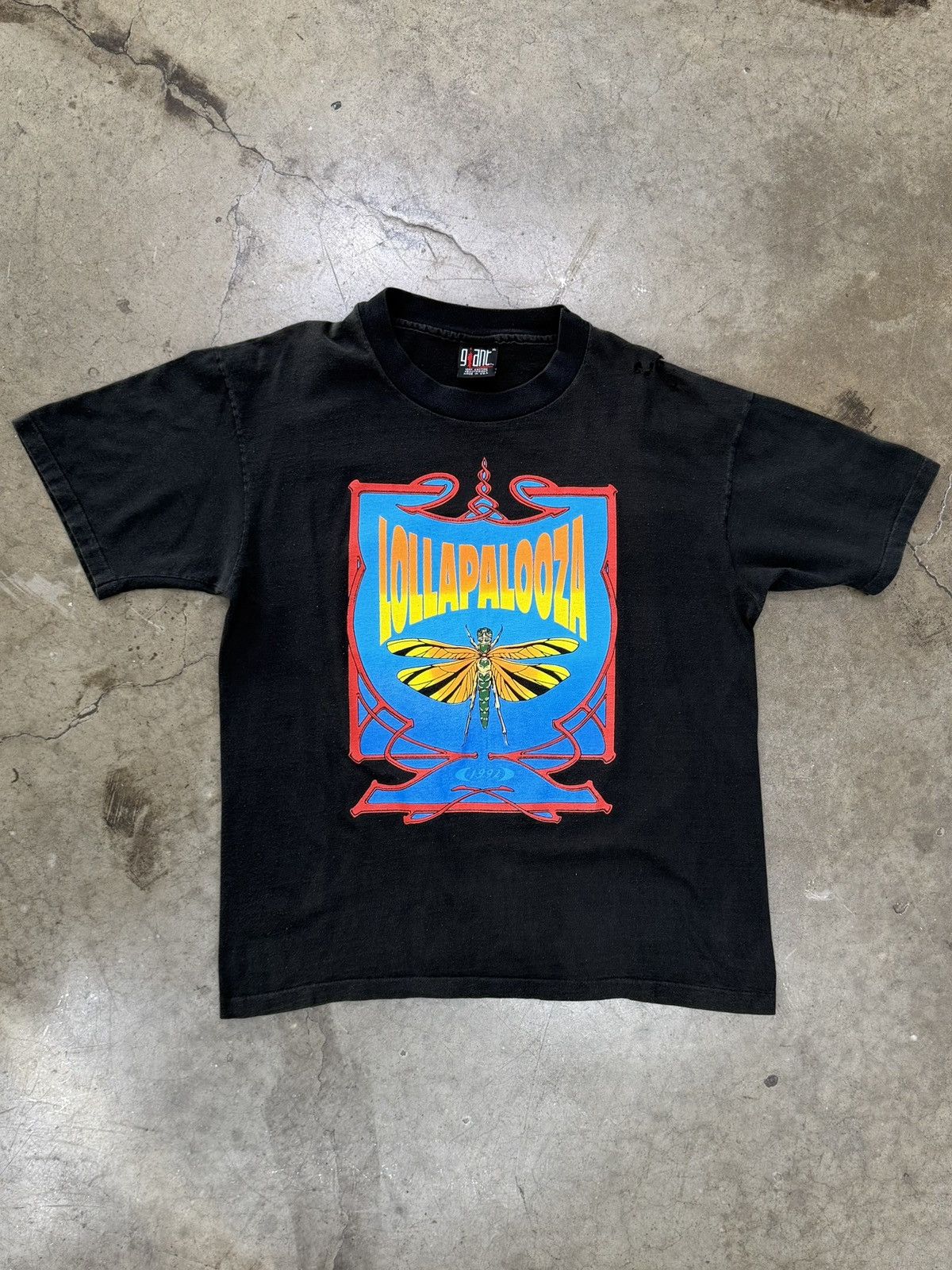 Vintage Vintage 1992 Lollapalooza Red Hot Chilipeppers Size XL Size US XL / EU 56 / 4 - 2 Thumbnail
