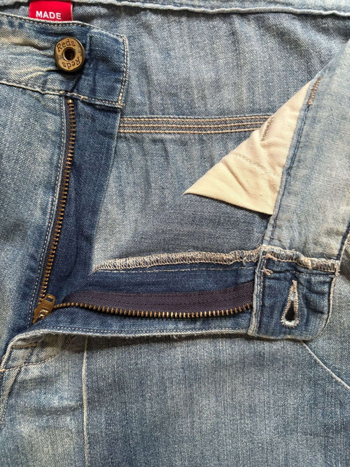 Japanese Brand Vintage Japanese Brand Patches Faded Wash Baggy Jeans Size US 30 / EU 46 - 9 Thumbnail
