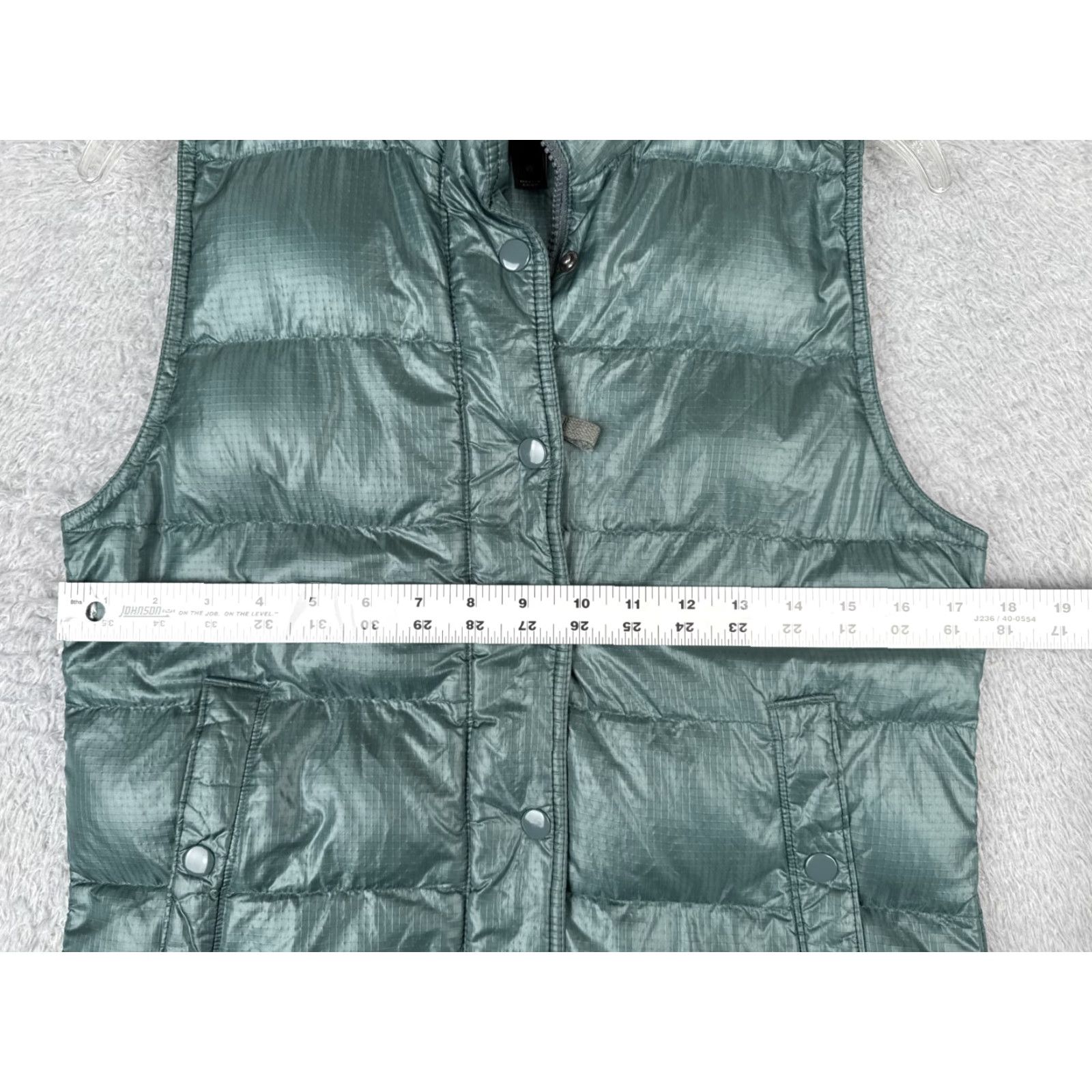 J.Crew J.Crew Vest Womens XS Green Puffer Down Full Zip Pockets Read Textile Shell Quilted Zipper Regular Menus? Size XS / US 0-2 / IT 36-38 - 6 Thumbnail