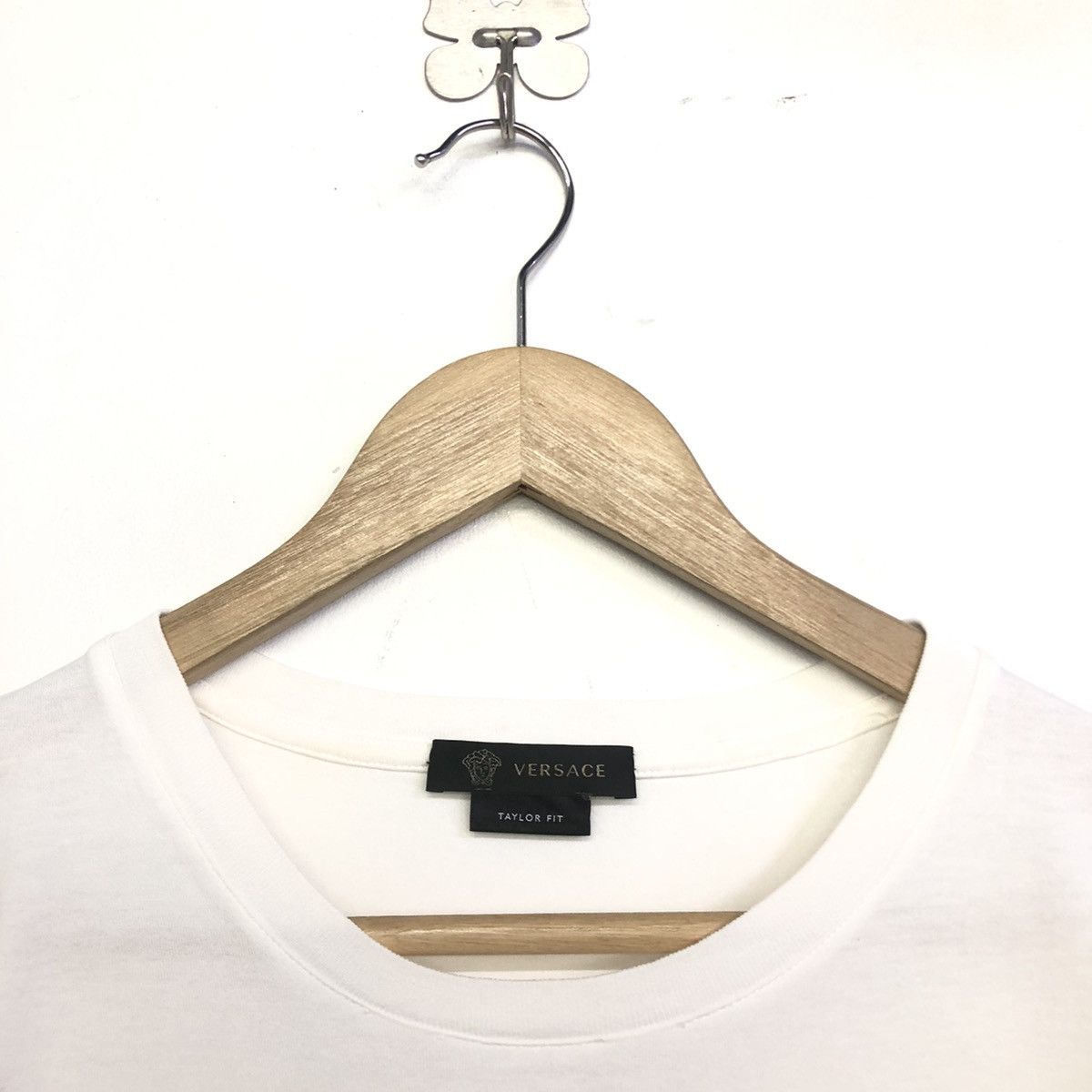Versace VERSACE HOME SIGNATURE TAYLOR FIT TSHIRT Size US M / EU 48-50 / 2 - 10 Thumbnail