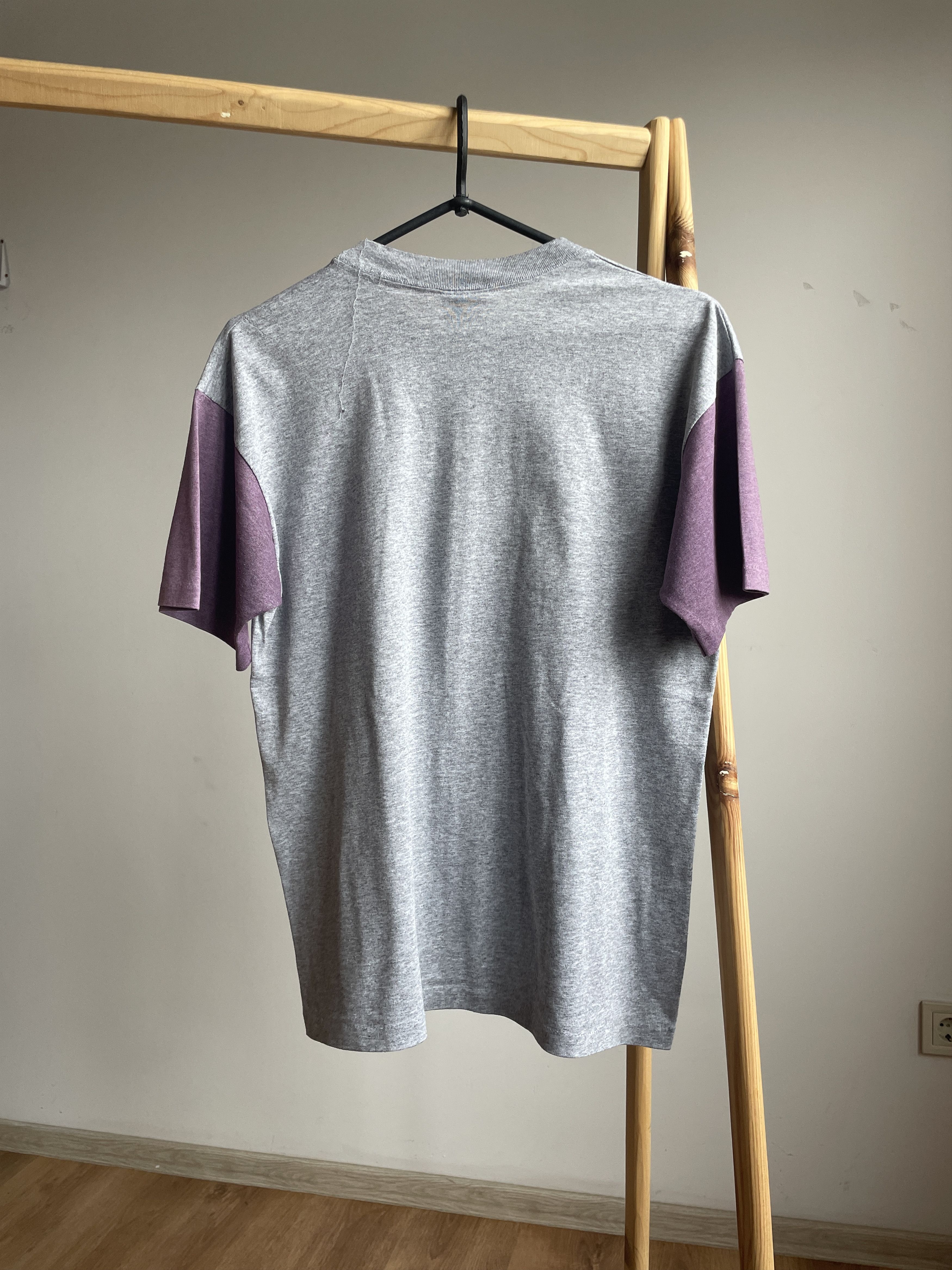 Vintage Genuine Antique Person Vintage 90's Made In USA T-Shirt Size US M / EU 48-50 / 2 - 2 Thumbnail