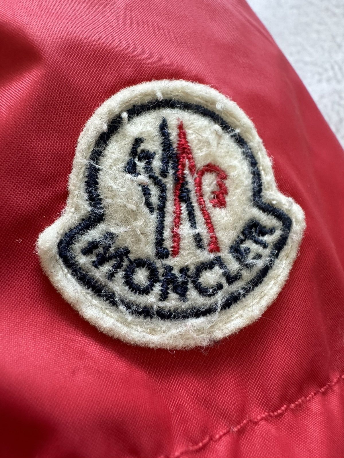 Moncler Moncler Bulgarie red puffer jacket with fur Size US XL / EU 56 / 4 - 8 Thumbnail
