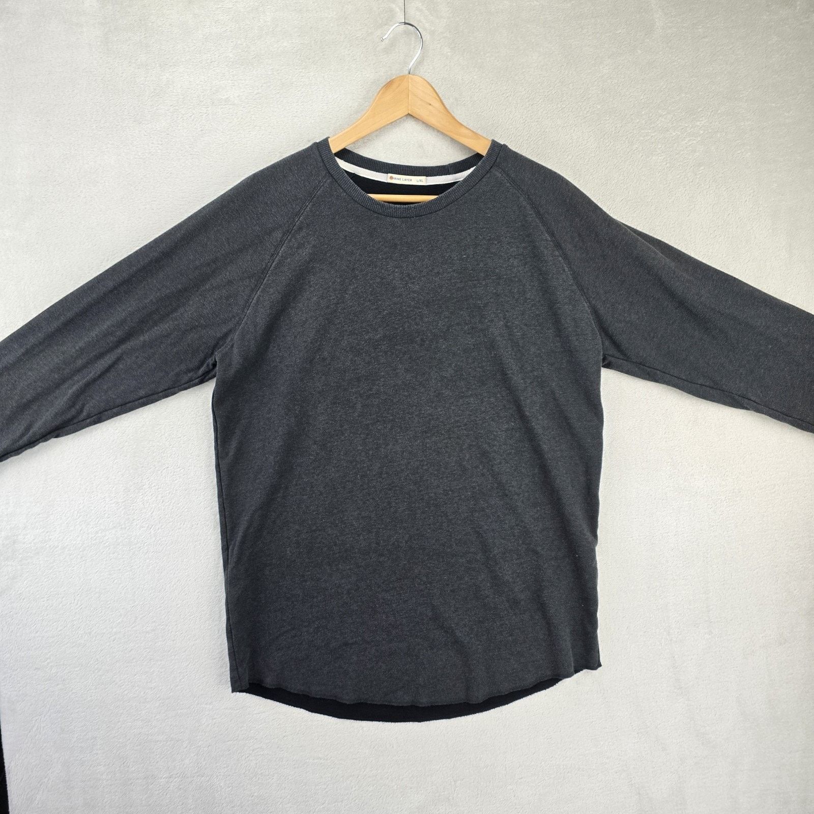 Marine Layer Marine Layer Long Sleeve Shirt L/XL Gray Crewneck Baselayer Size US XL / EU 56 / 4 - 2 Thumbnail