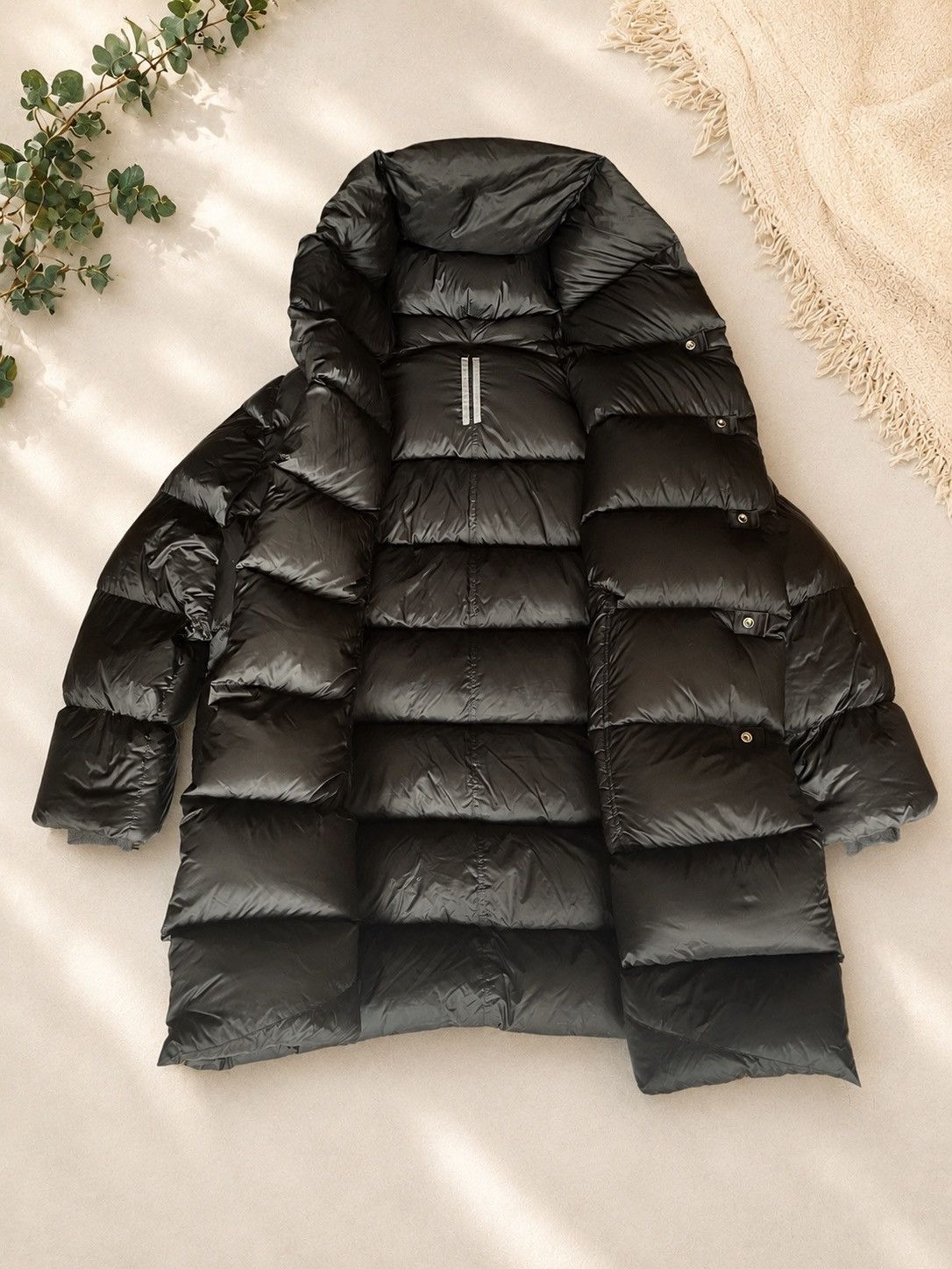 Rick Owens Rick Owens Black Glossy Oversized Puffer Jacket Size US M / EU 48-50 / 2 - 2 Thumbnail