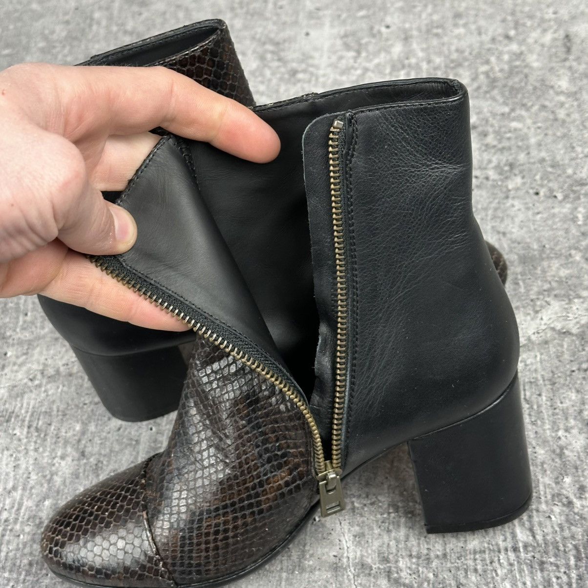 Zadig & Voltaire Zadig & Voltaire Lena Wild Leather Ankle Boots Shoes Size US 6 / IT 36 - 23 Thumbnail