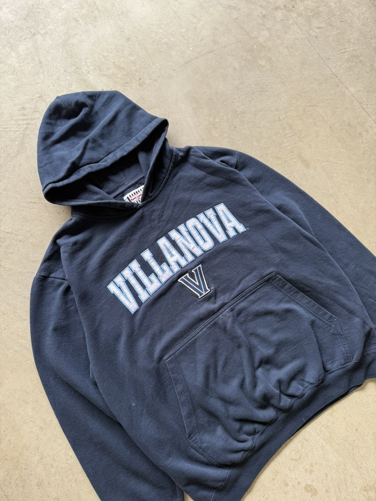 Foot Locker Retro Villanova University Boxy Sweatshirt By Foot Locker Size US XXL / EU 58 / 5 - 2 Thumbnail