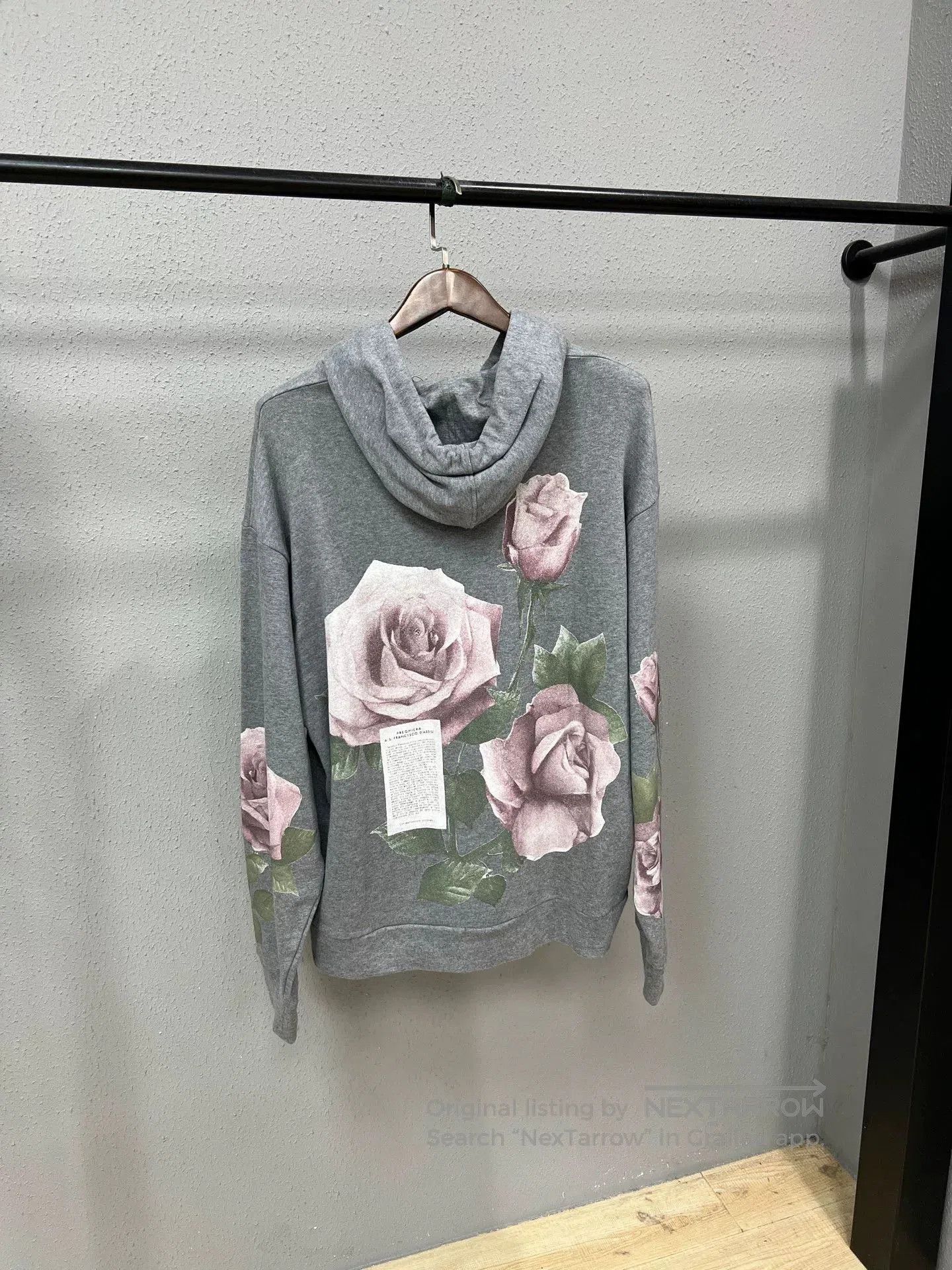 Dolce & Gabbana D&G Rose Hoodie. Size US M / EU 48-50 / 2 - 2 Thumbnail