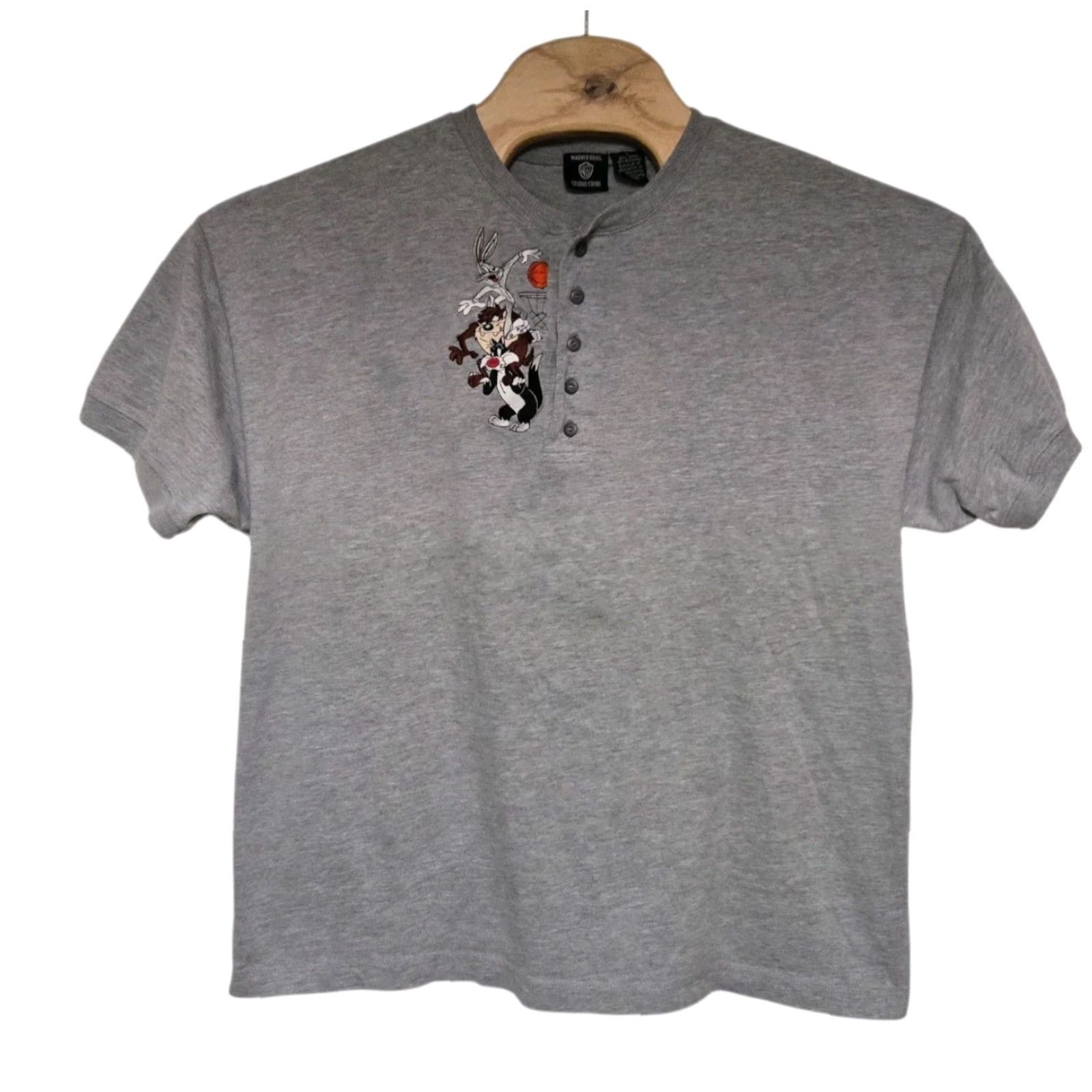Vintage VINTAGE Looney Tunes Embroidered Basketball Tee Shirt Large Gray Taz Bugz Bunny Size US L / EU 52-54 / 3 - 2 Thumbnail