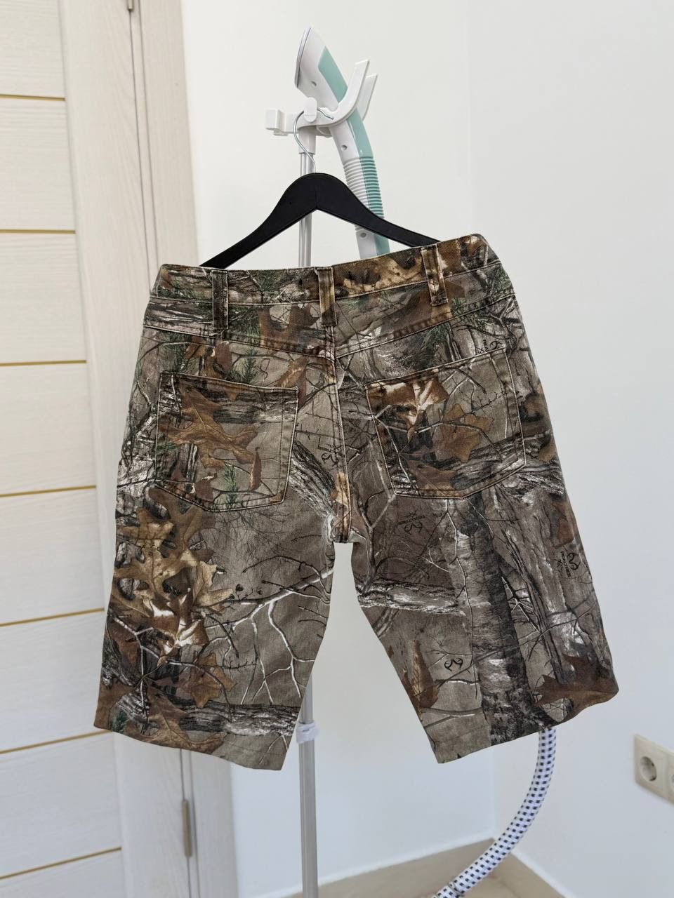 Realtree Vintage Realtree Shorts Camo Cargo Y2K Size US 32 / EU 48 - 6 Thumbnail