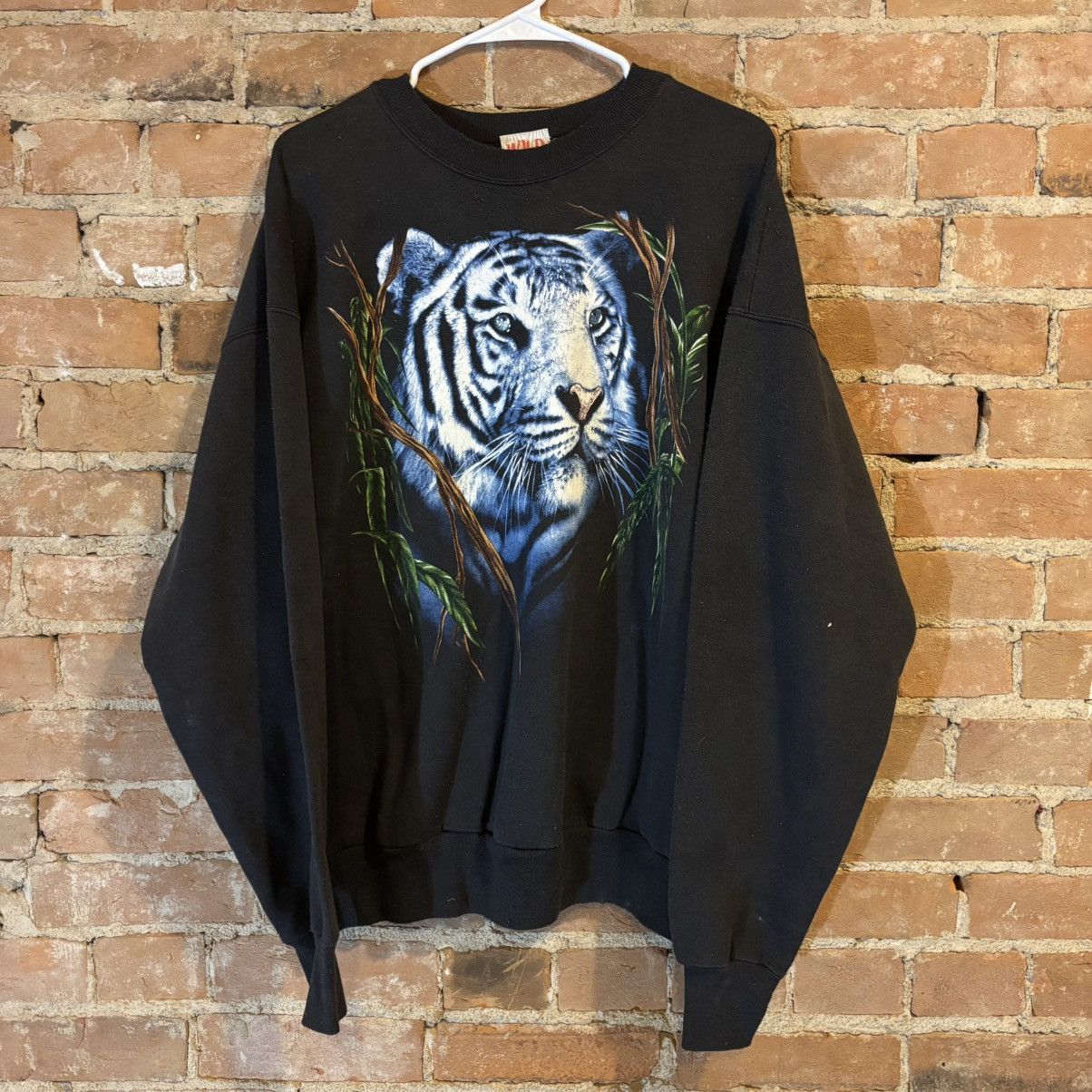 Vintage $75 Vintage 90s Tiger Nature Crewneck Sweatshirt Size US XL / EU 56 / 4 - 1 Thumbnail
