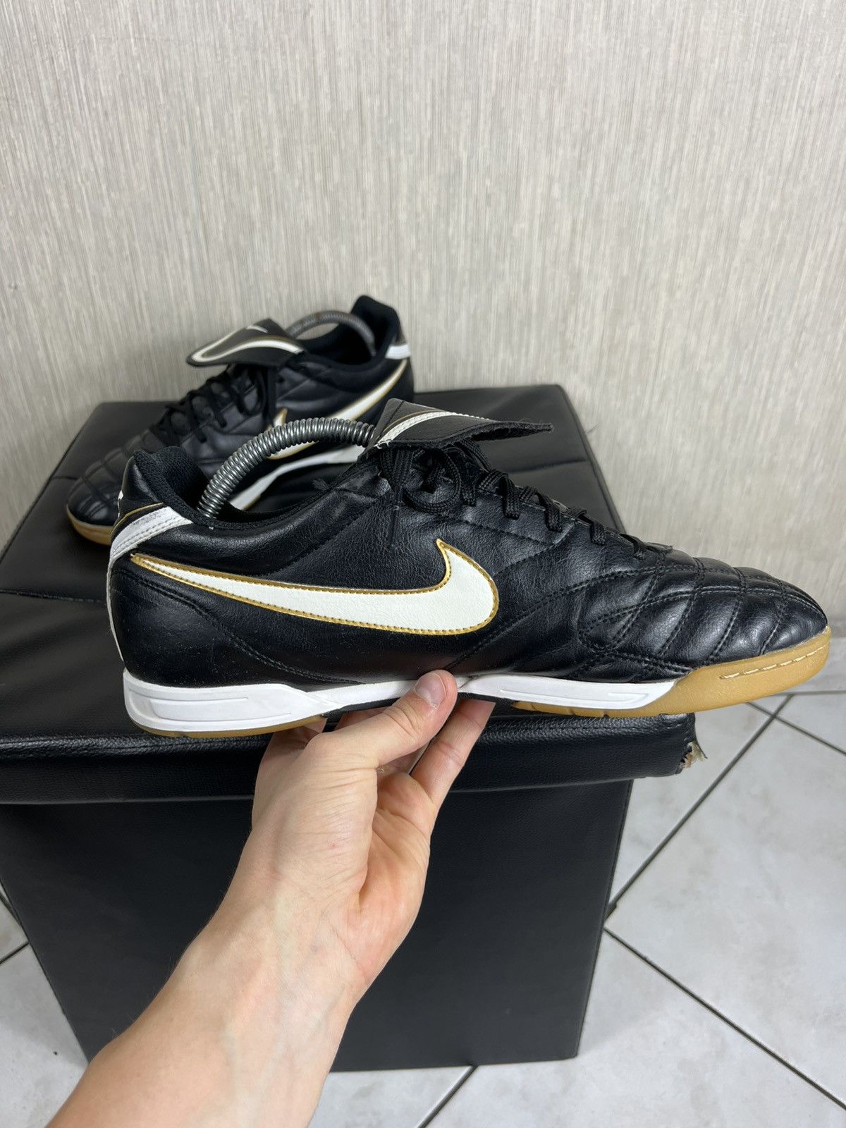 Nike × Vintage Vintage Nike Tiempo y2k soccer shoes Ronaldinho bloke core Size US 9.5 / EU 42-43 - 14 Thumbnail