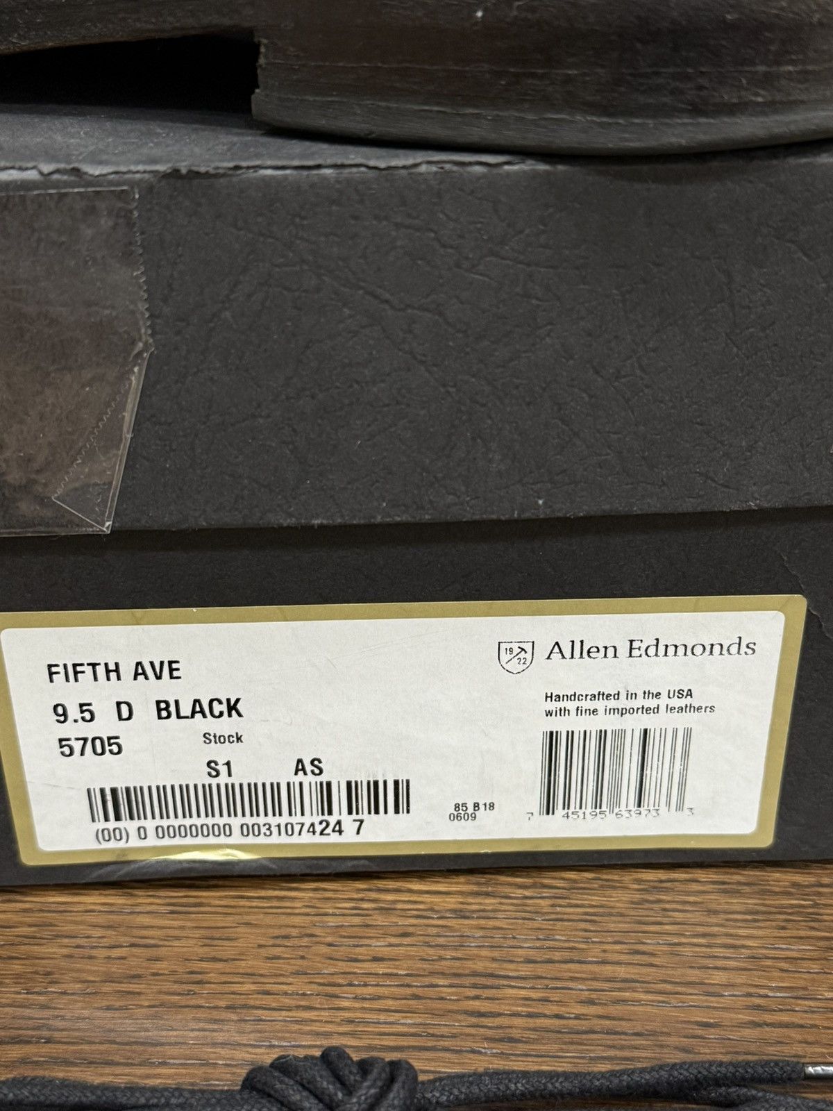 Allen Edmonds Allen Edmonds - Fifth Ave - fine grain calf leather shoes Size US 9.5 / EU 42-43 - 8 Thumbnail