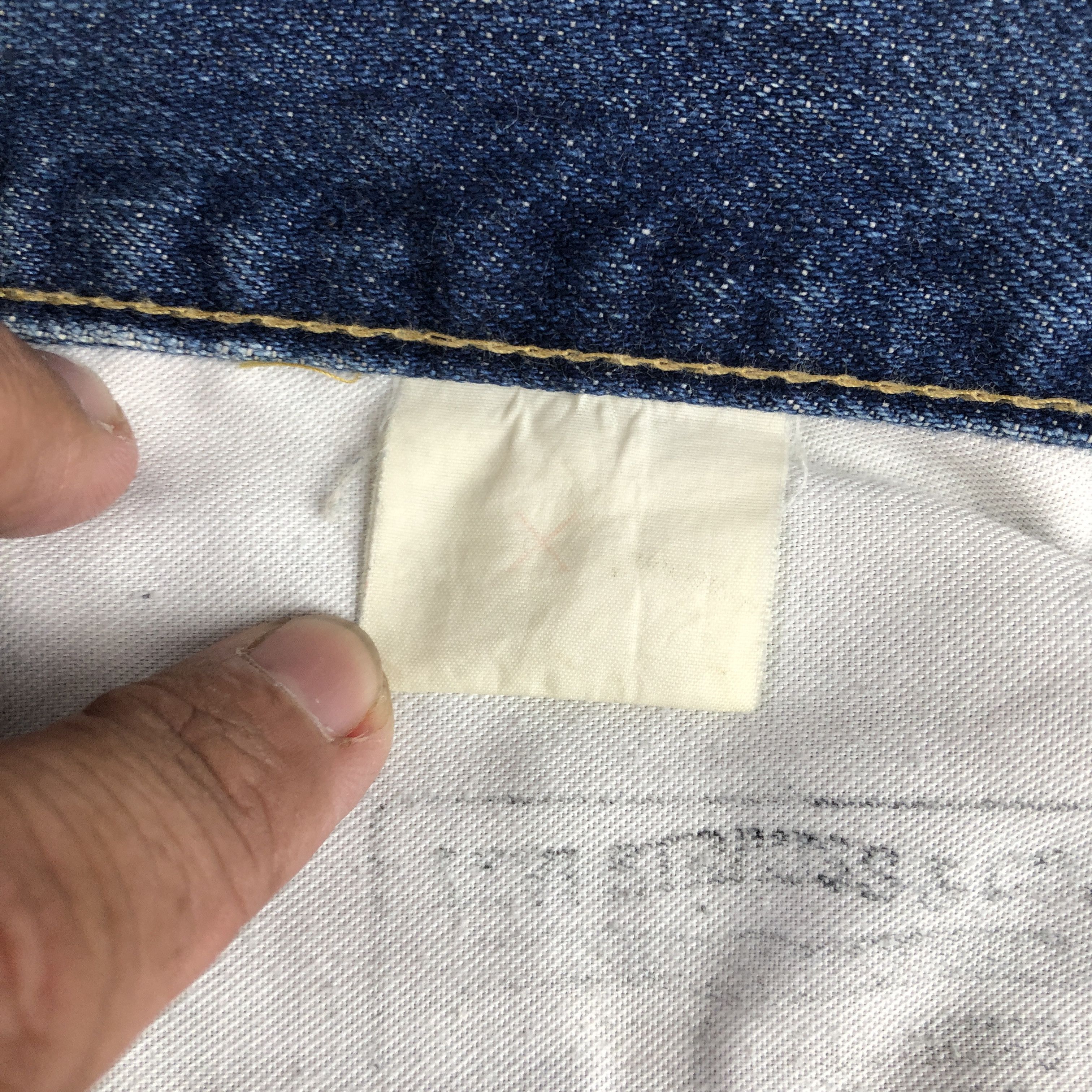 Levi's Vintage Levis 701xx Selvedge Jeans Levi's Light Wash Denim Size 28" / US 6 / IT 42 - 10 Thumbnail