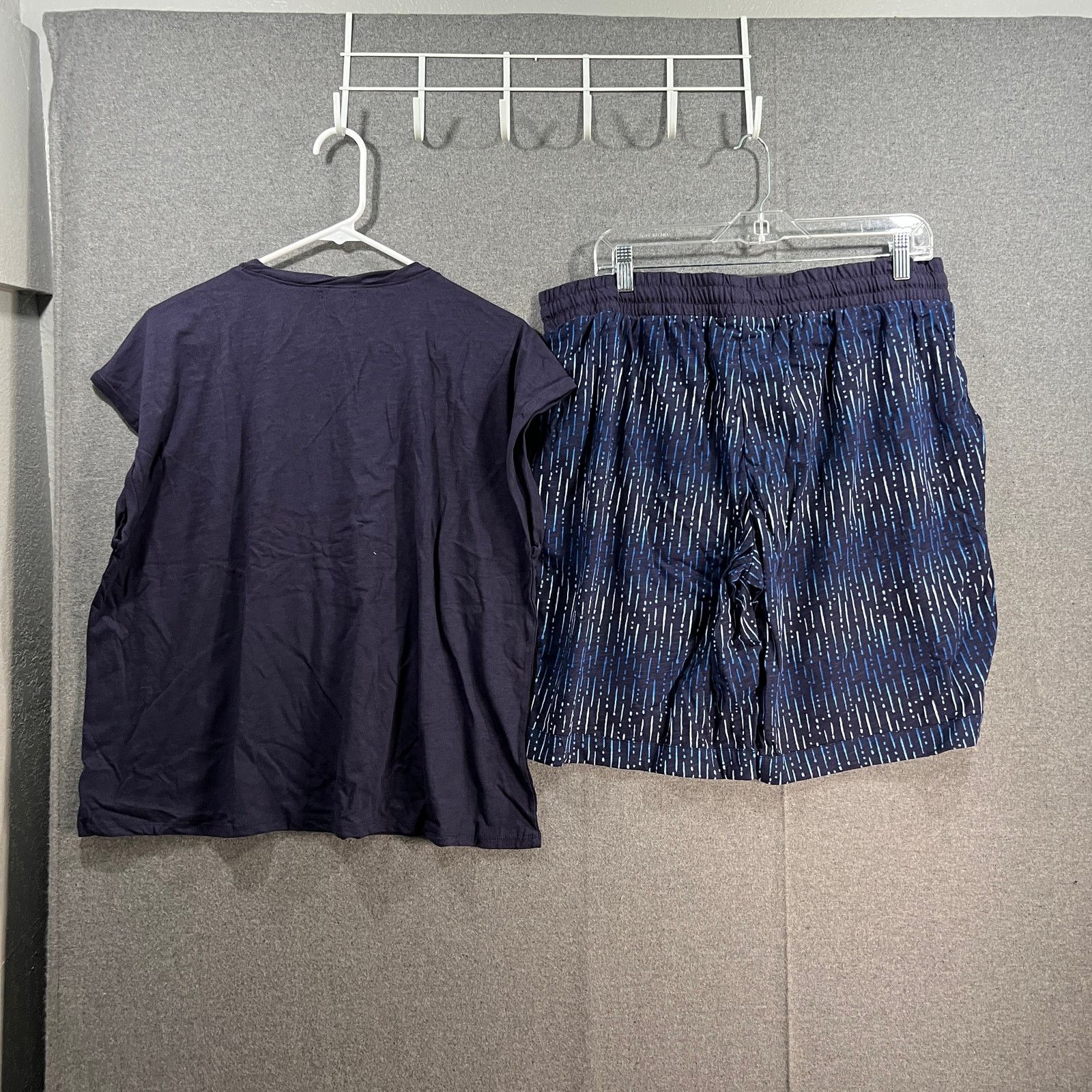 Splendid Splendid Slub Jersey Twist Neck Tee and Bermuda Short Size XL / US 12-14 / IT 48-50 - 2 Thumbnail