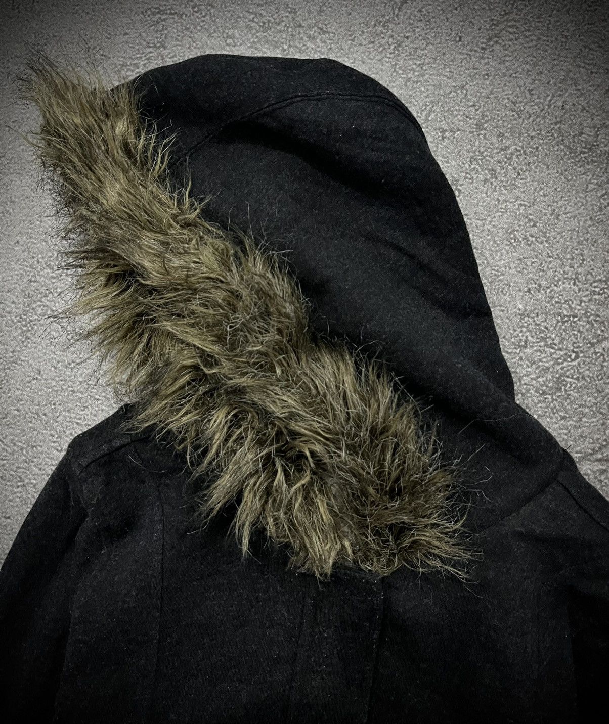 Japanese Brand Y2k Roxy Multi Pocket Zip Fur Hoodie Size US M / EU 48-50 / 2 - 4 Thumbnail