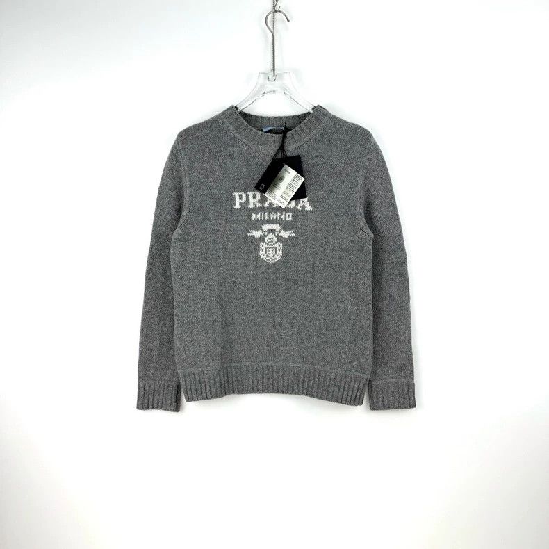 Prada Prada Size 38 Gray letter embroidered cashmere sweater 25 Size US XS / EU 42 / 0 - 3 Thumbnail