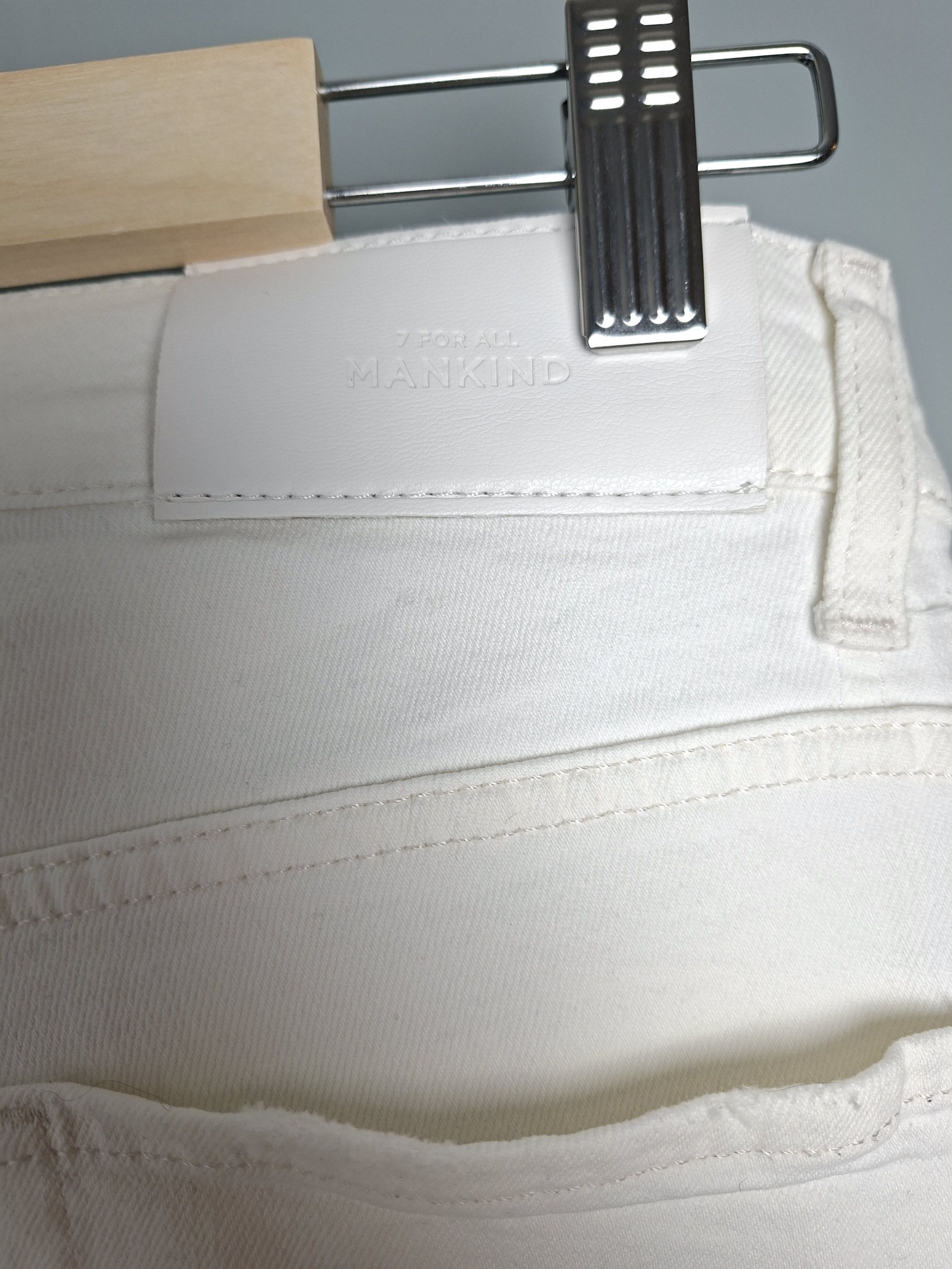 7 For All Mankind 7 For All Mankind Logan Stovepipe Canvas White Jeans Size 29" - 7 Thumbnail