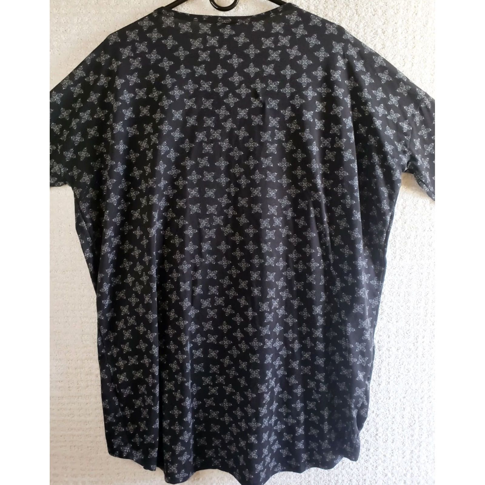 Vintage VINTAGE LuLaRoe Shirt Geometric Pattern Top Pullover Short Sleeve Navy Blue Women’s XL Casual Comfort Size XL / US 12-14 / IT 48-50 - 6 Thumbnail
