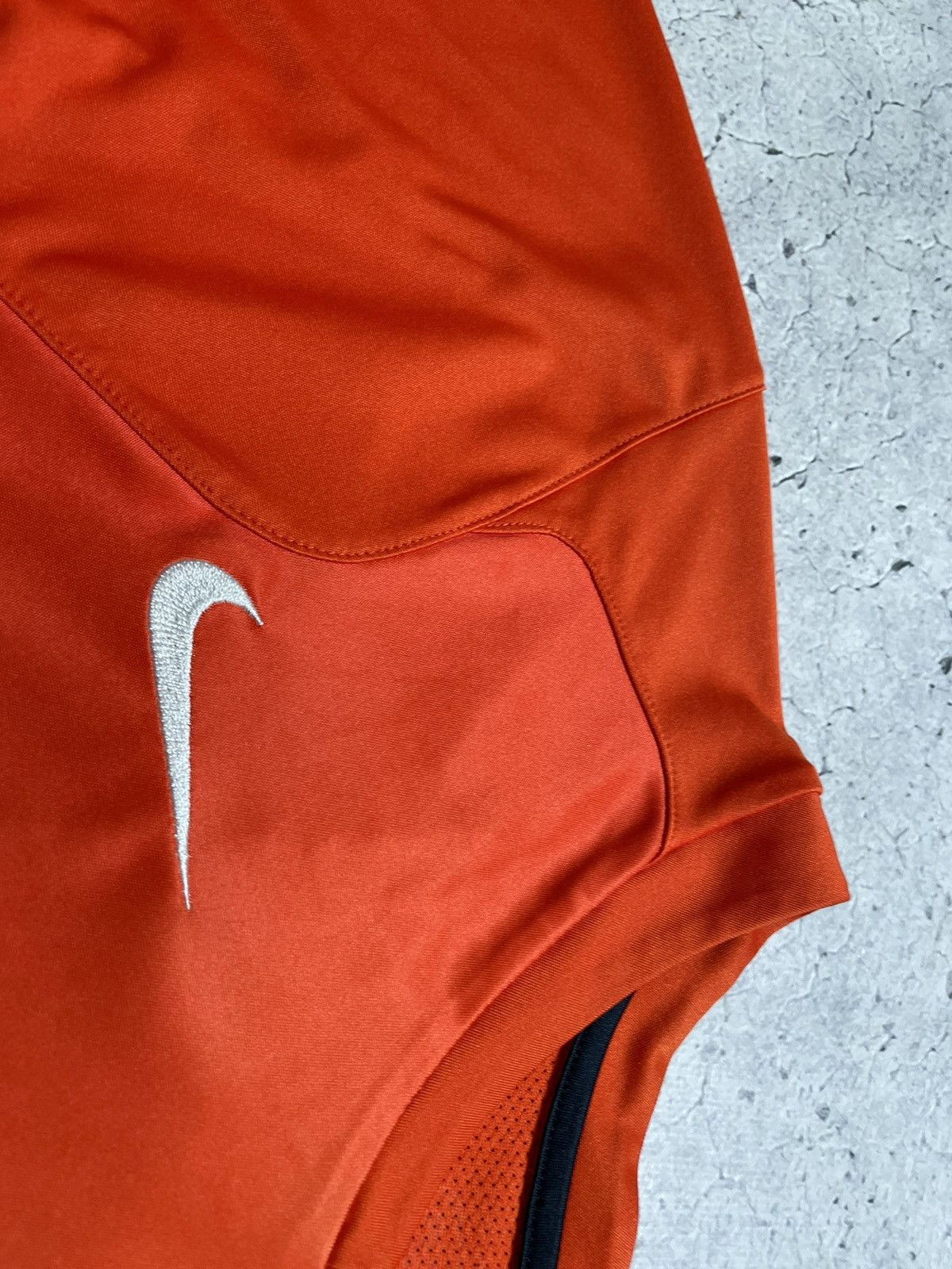 Nike Vintage T-Shirt Nike TN Total 90 Swoosh Drill Rare Y2K Size US S / EU 44-46 / 1 - 6 Thumbnail