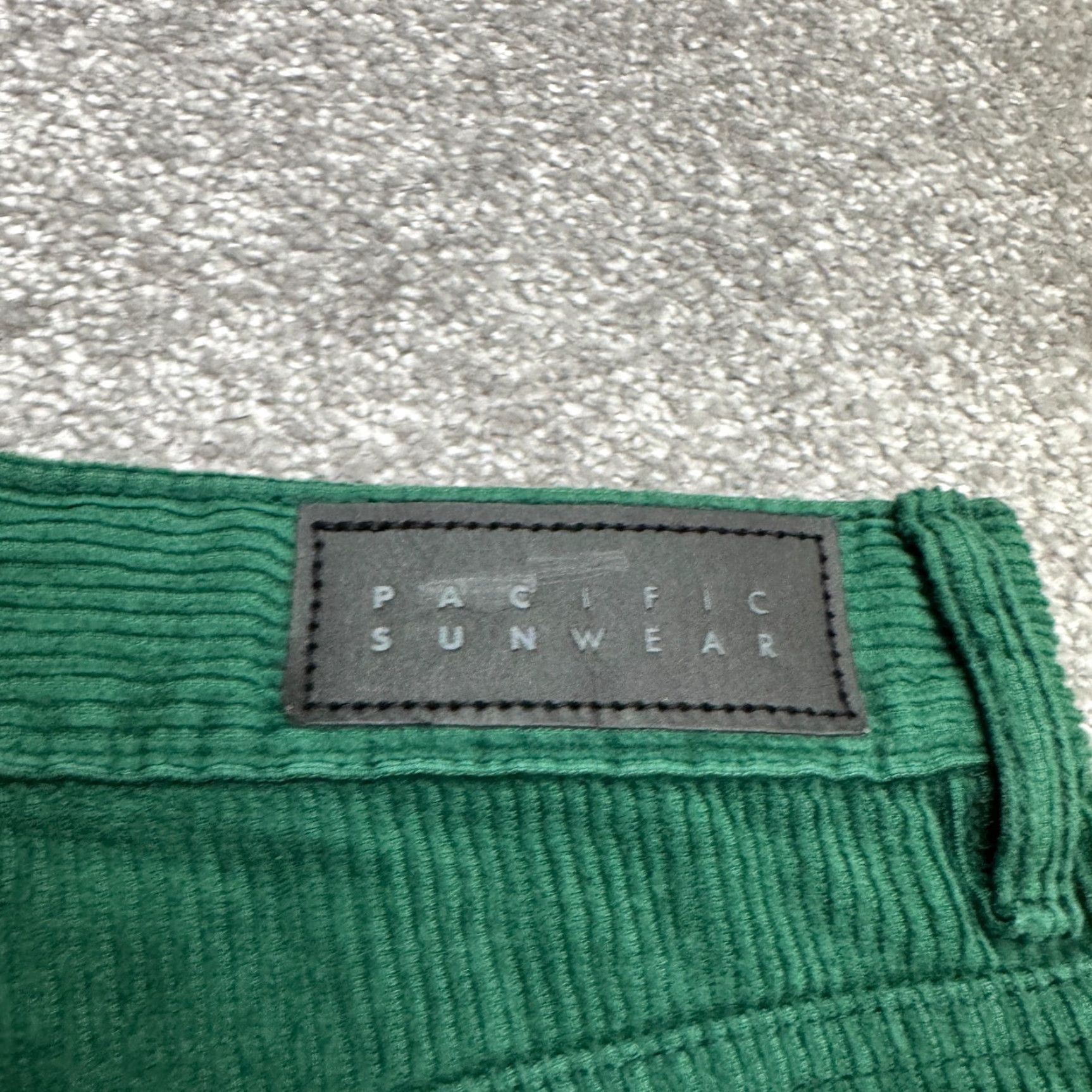 Pacsun PacSun Button Fly High Rise Corduroy Pants Womens 27 Green Straight NWT Casual Vintage 90s Style Womens Cardigan? Size 27" / US 4 / IT 40 - 7 Thumbnail