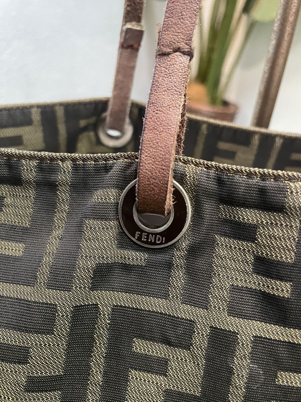 Fendi Authentic FENDI Totebag Size ONE SIZE - 3 Thumbnail