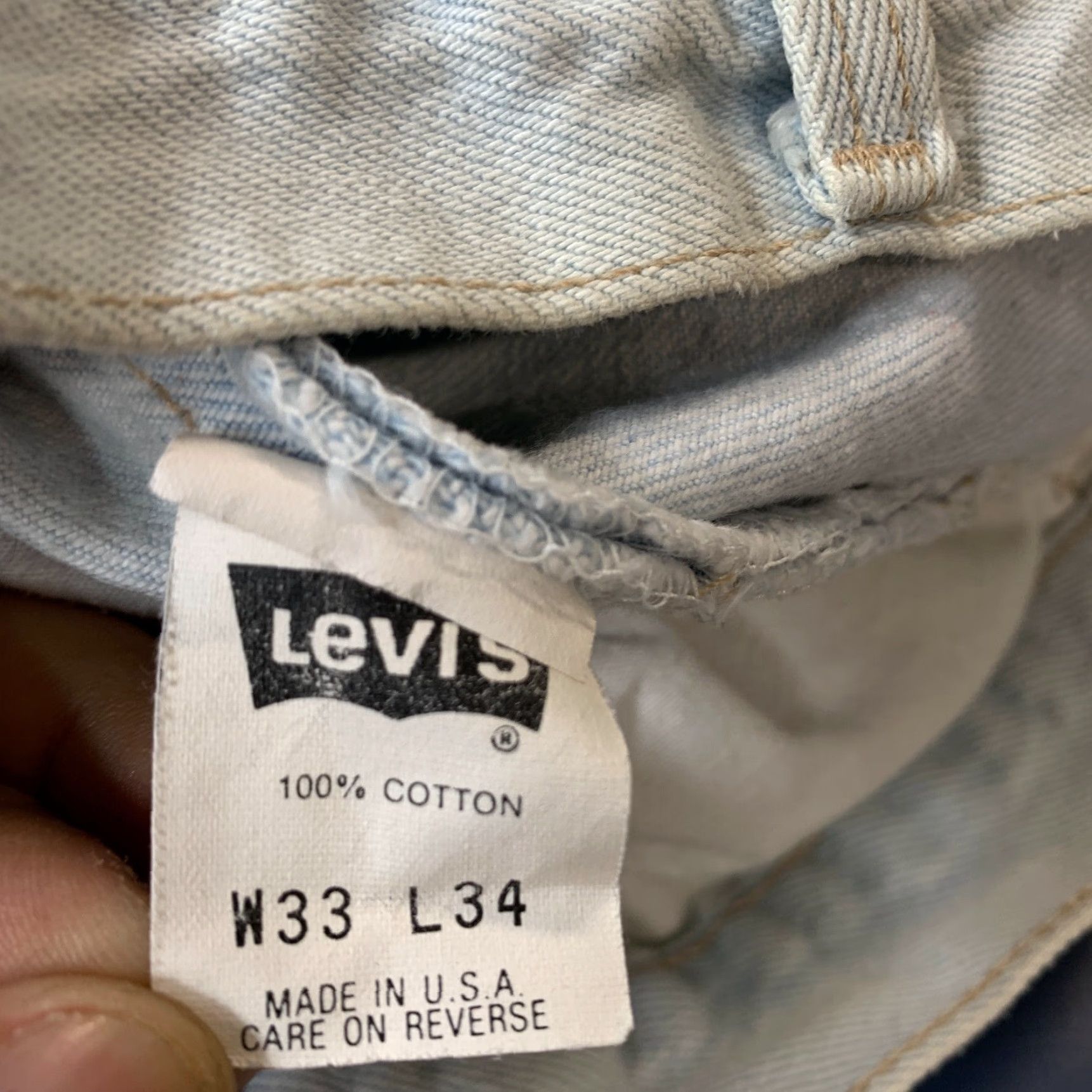 Levi's VINTAGE Levi's 501 Blue Denim Jeans 90s Light Wash Regular Fit 31x32 Made in USA Mens Size US 31 - 2 Thumbnail