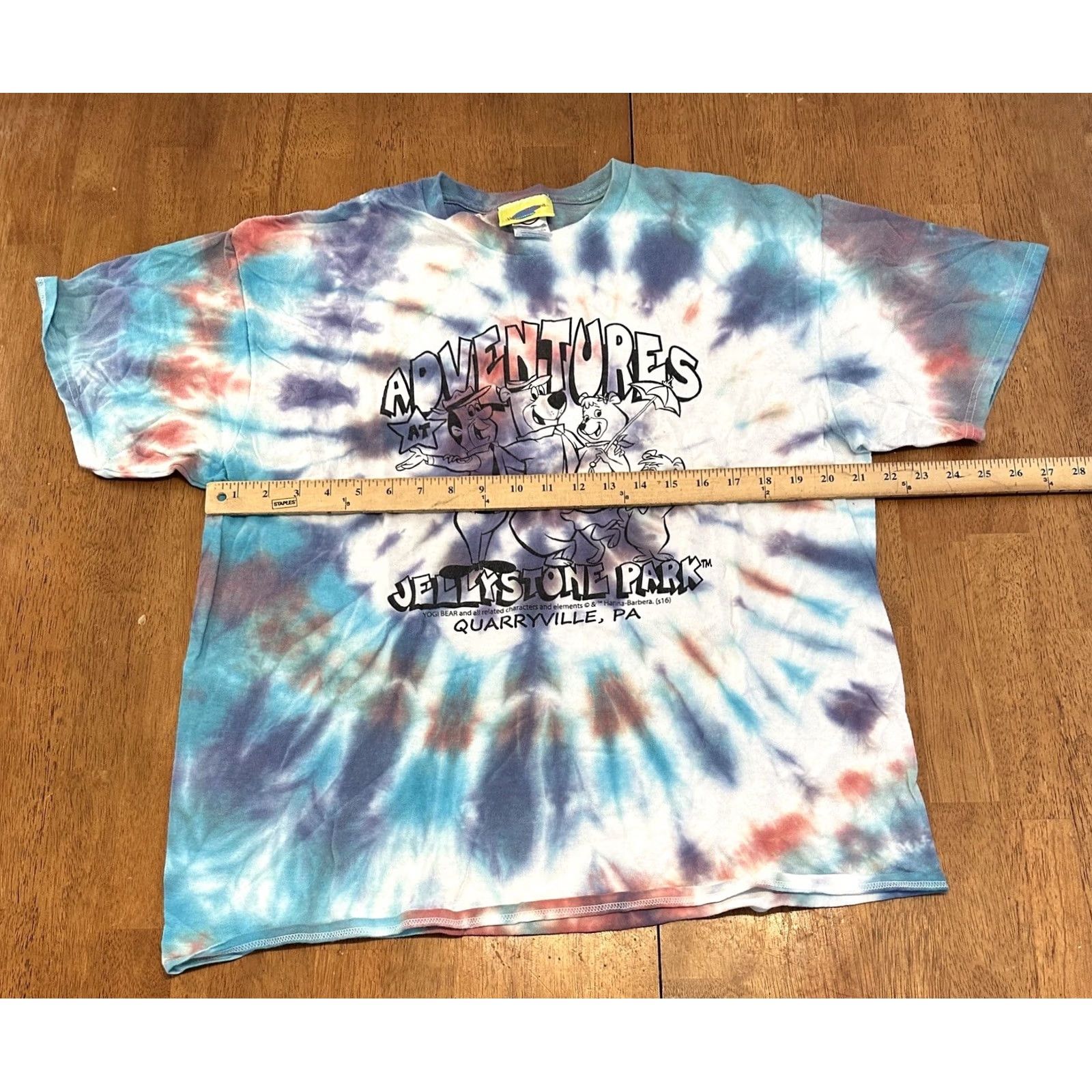 Delta Jellystone Park Tie Dye T Shirt XL Hanna Barbera Yogi Bear Mens Size US XL / EU 56 / 4 - 4 Thumbnail