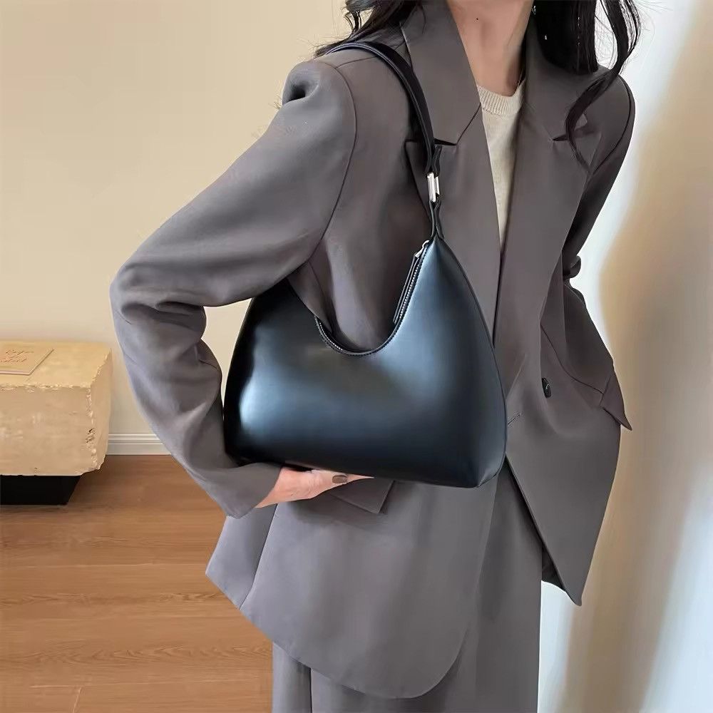 Leather Underarm Shoulder Bag in Black, Women's