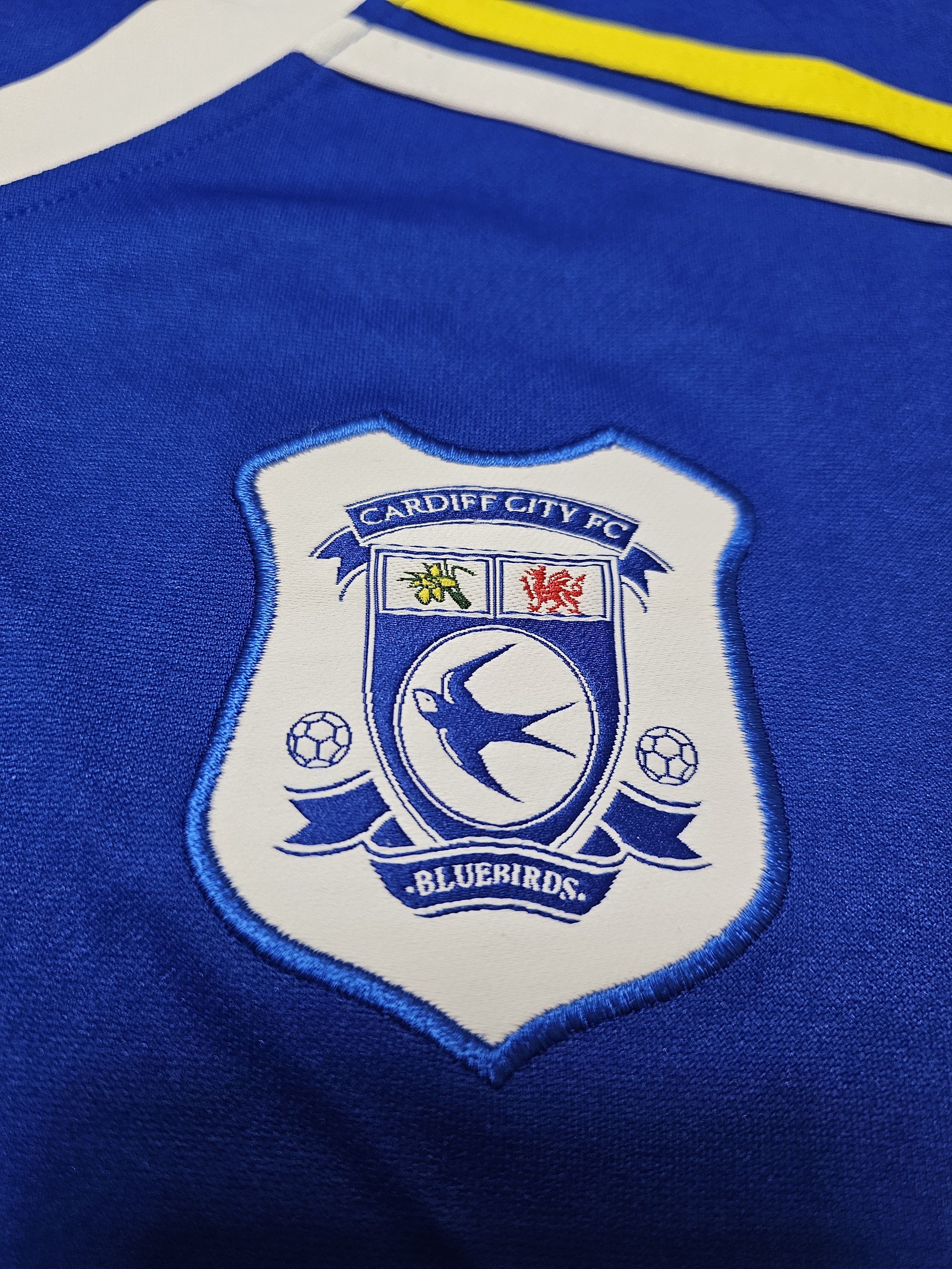 Puma CARDIFF CITY 2011 2012 HOME FOOTBALL SHIRT SOCCER JERSEY Size US L / EU 52-54 / 3 - 4 Thumbnail