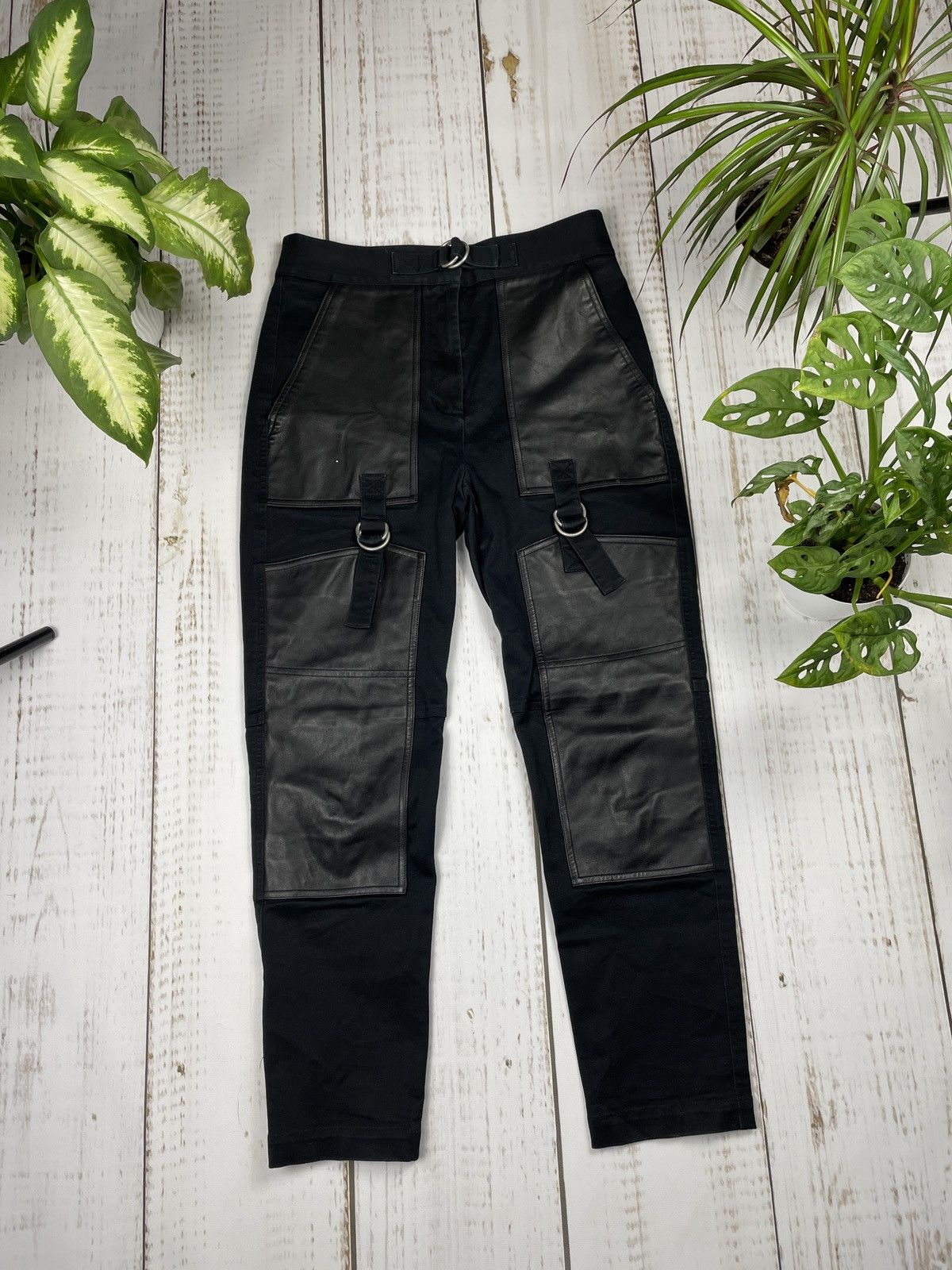 パンツ ALEXANDER WANG Women Straight Pants 1WC1254784 001 Black Pre-Styled Boxer Pleated Trouser in BLACK | alexanderwang®