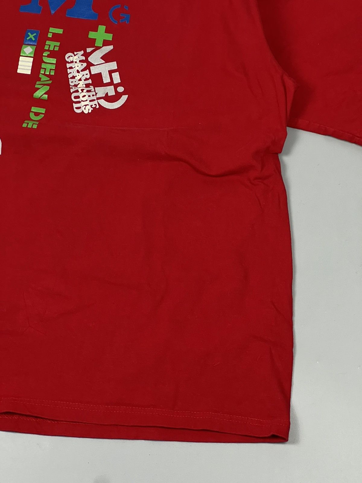 Marithe + Francois Girbaud Girbaud red big logo tshirt 90s Size US XL / EU 56 / 4 - 3 Thumbnail