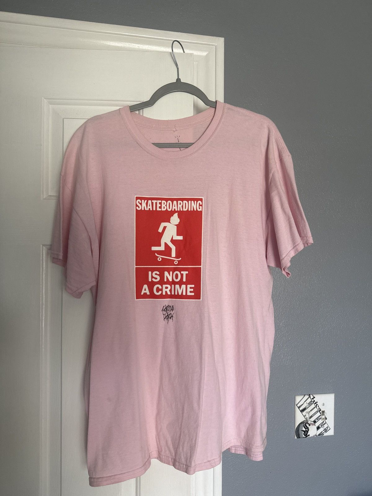 【TRAVIS SCOTT】NOT A CRIME T-SHIRT I Travis Scott Not A Crime Tee | Grailed