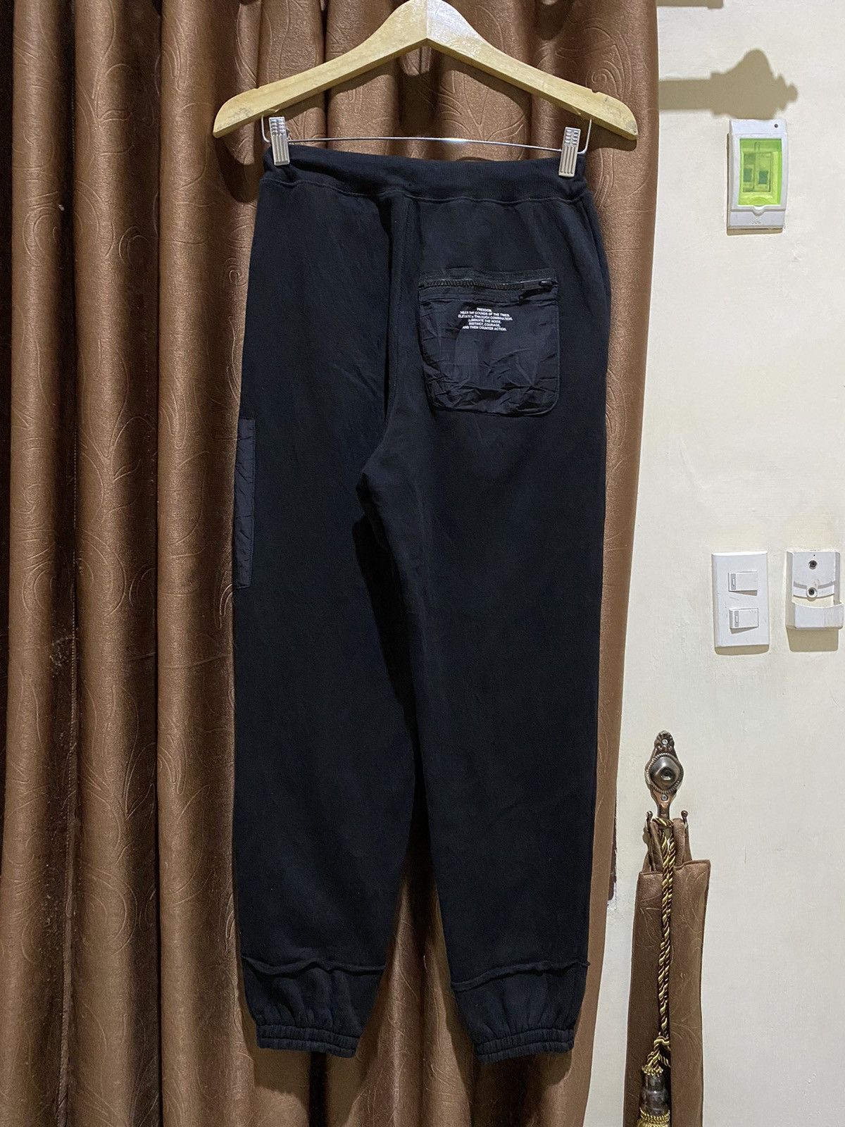 GU GU X UNDERCOVER Heavyweight Sweatpants Black Size US 30 / EU 46 - 8 Thumbnail