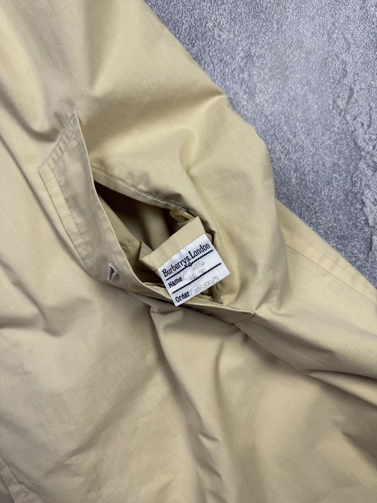 Burberry Burberry Coat Size US L / EU 52-54 / 3 - 11 Thumbnail