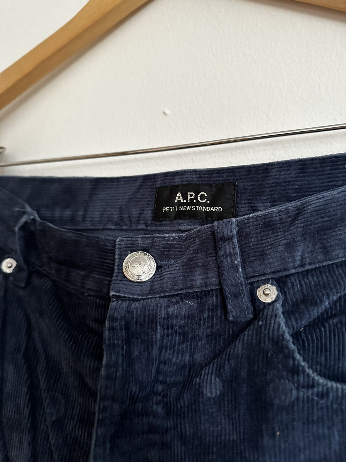 A.P.C. A.P.C. petit new standard corduroys Size US 31 - 2 Thumbnail