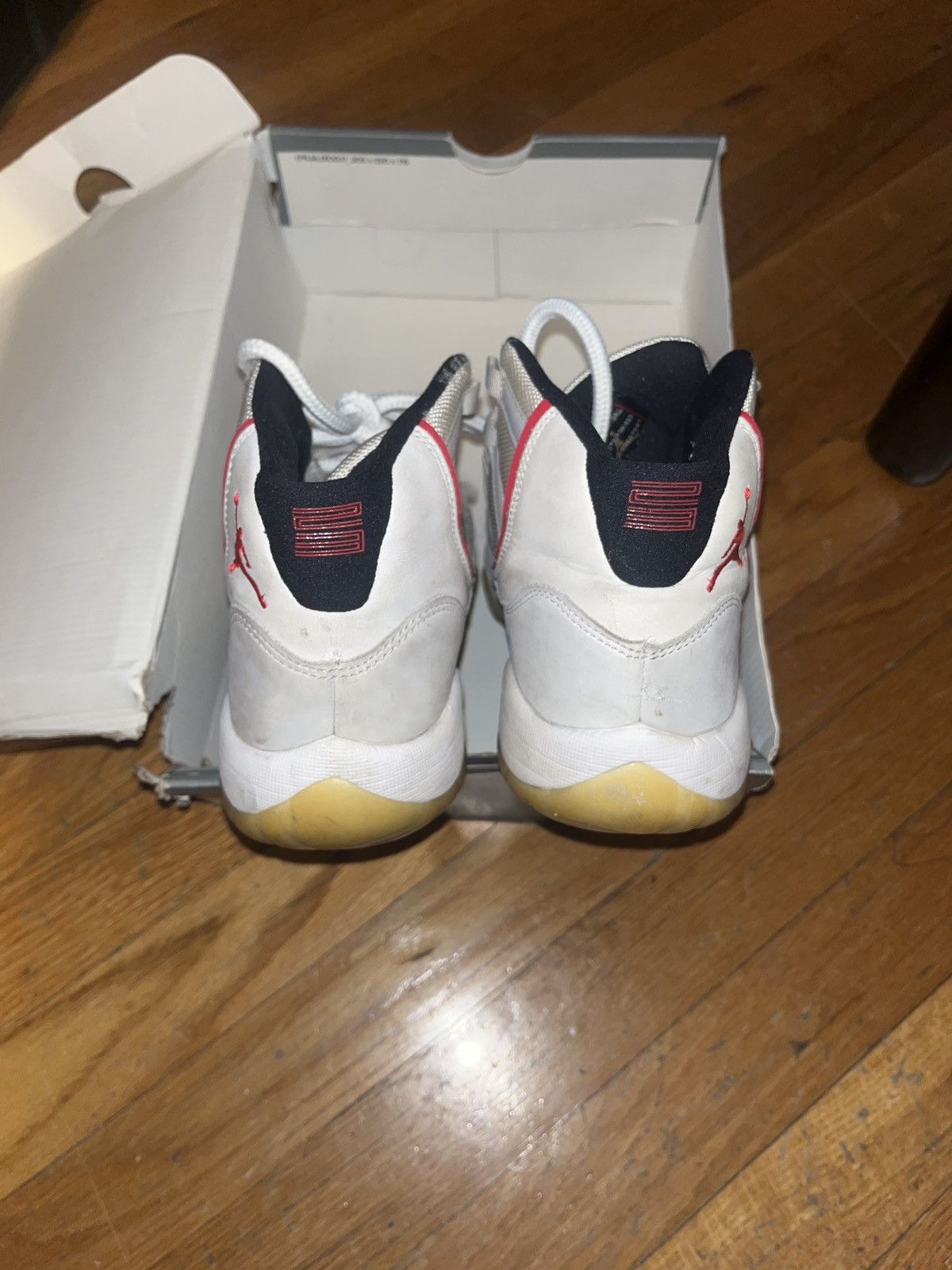 Jordan Brand Air Jordan 11 Retro “Platinum Tint” Size US 7 / EU 40 - 6 Thumbnail