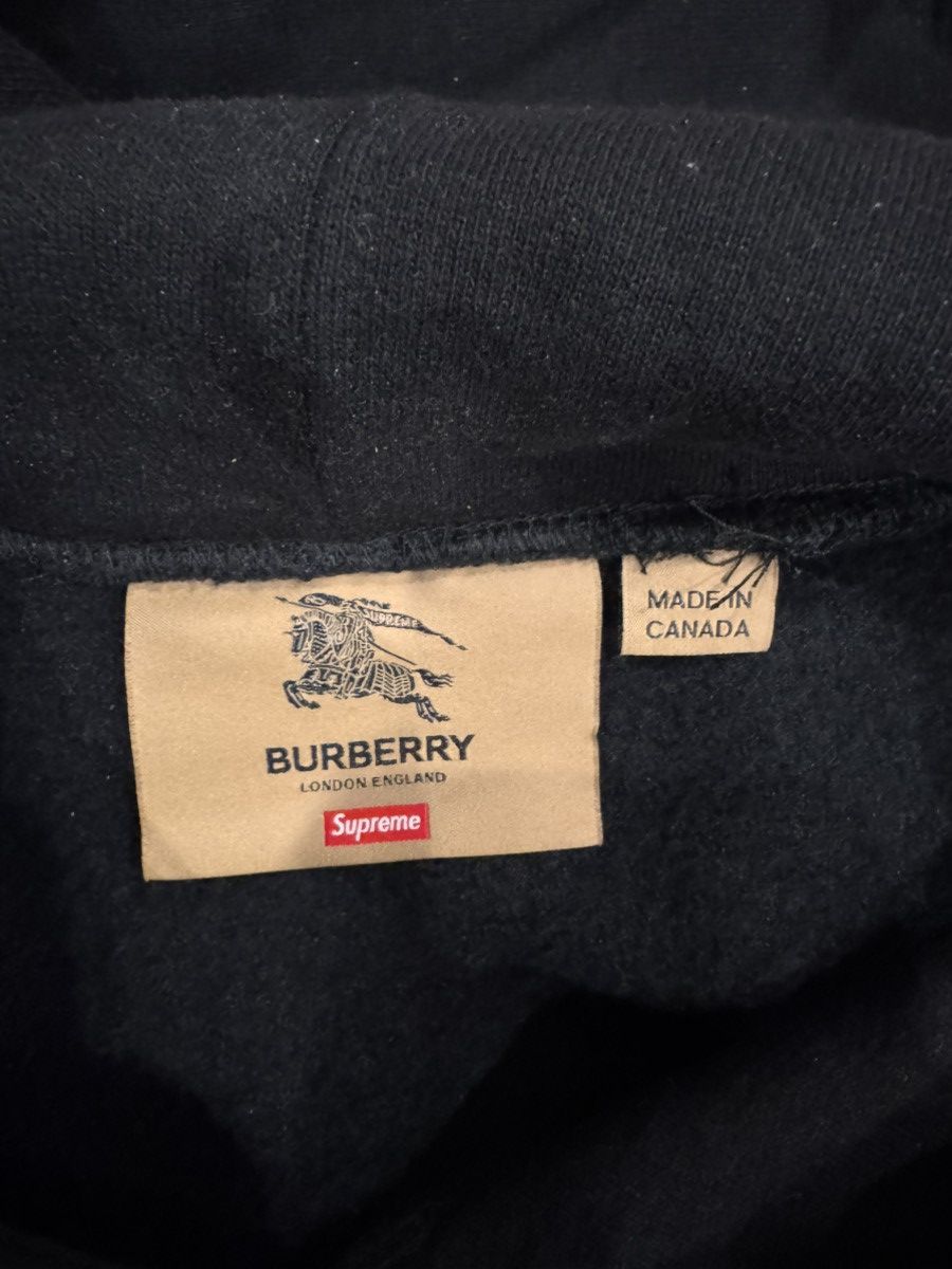 Burberry × Supreme Supreme Burberry Box Logo Hooded Sweatshirt Size US L / EU 52-54 / 3 - 3 Thumbnail