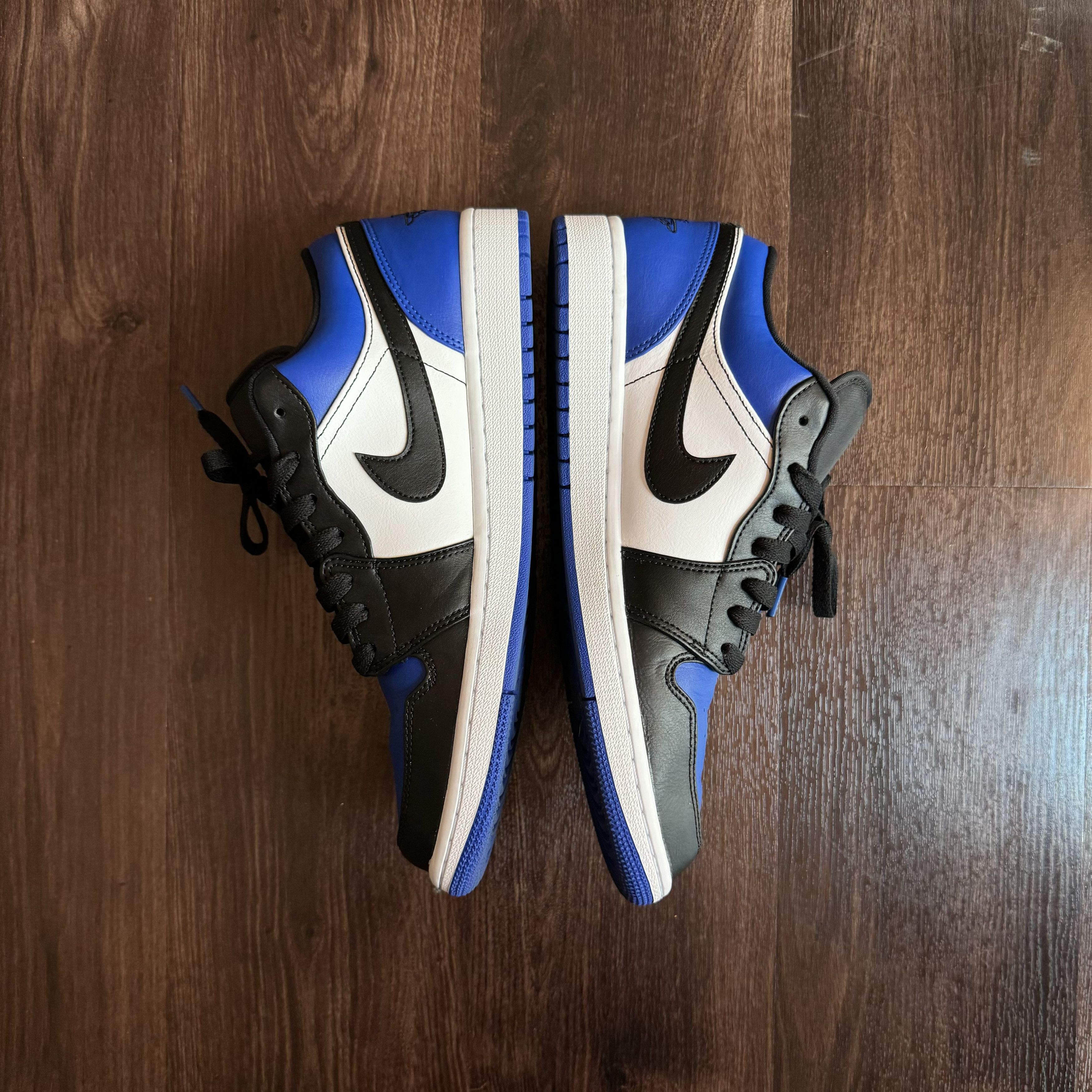 Jordan Brand Air Jordan 1 Low (Royal Toe) Size US 10.5 / EU 43-44 - 4 Thumbnail