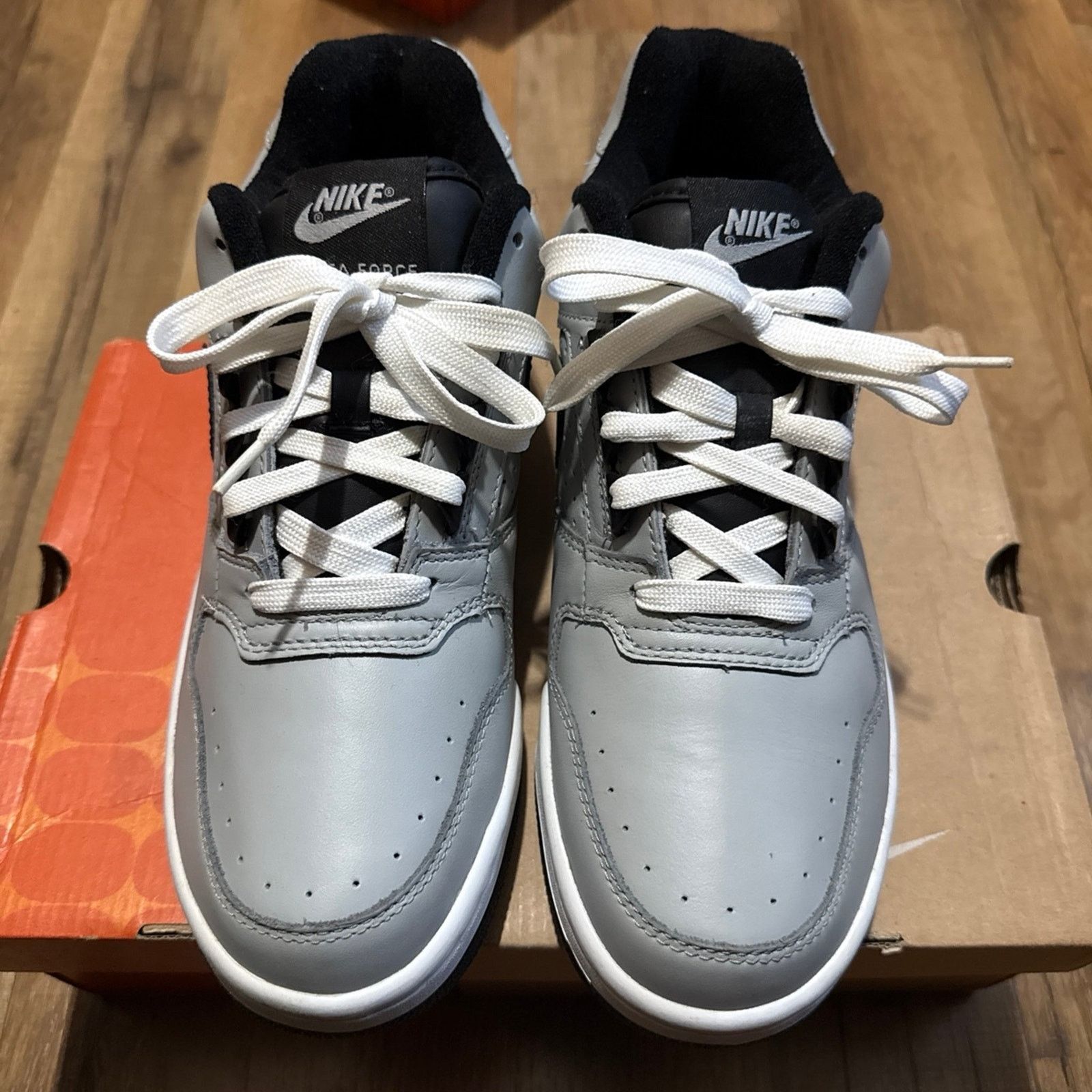 Nike 2004 Nike Delta Force Low Silver Black Size US 10.5 / EU 43-44 - 5 Thumbnail