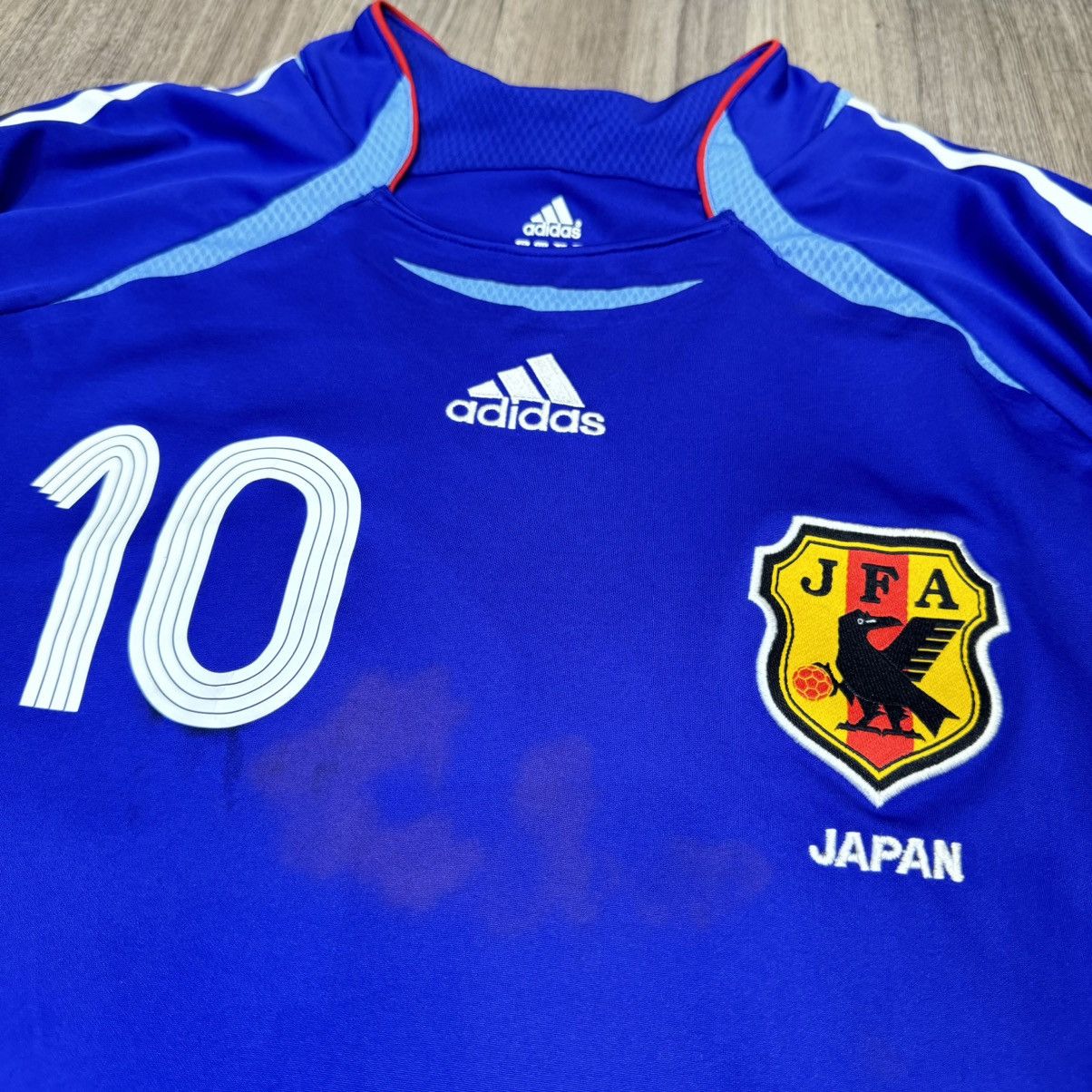 Adidas Japan 06/07 player issue home shirt #10 Nakamura Size US L / EU 52-54 / 3 - 3 Thumbnail