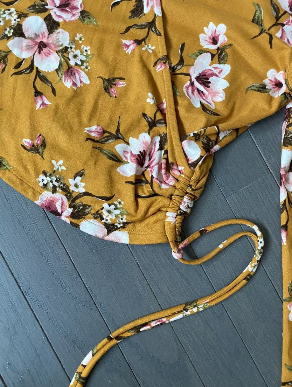 Other ACTIVE USA Long Sleeved Floral Cropped tops Size M / US 6-8 / IT 42-44 - 8 Thumbnail