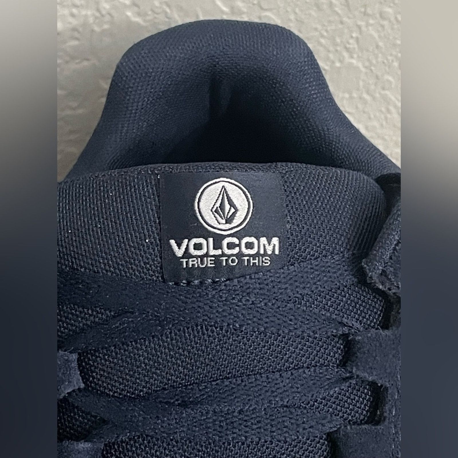 Volcom Volcom Evolve Men Safety Toe Skate Shoe Comp Toe Suede 12M Size US 12 / EU 45 - 4 Thumbnail