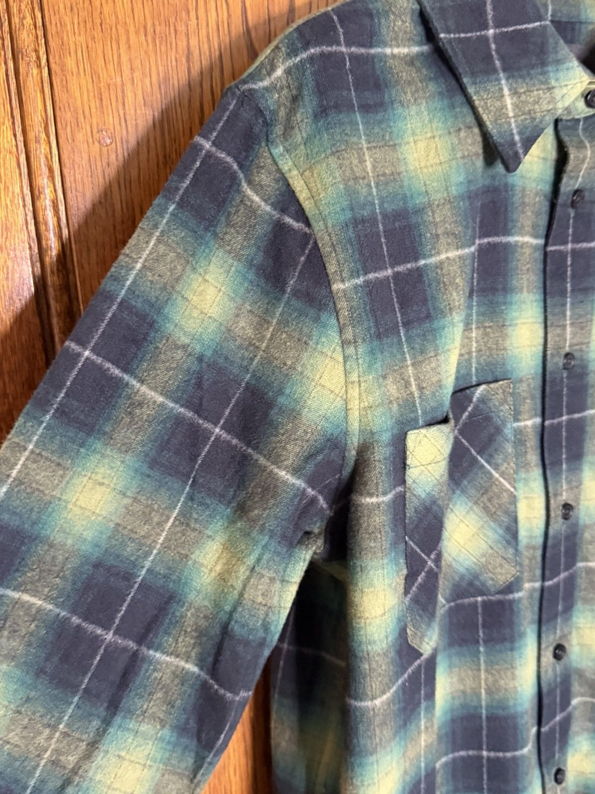 Amiri $990 Amiri leather star patch green flannel check shirt 48 Size US M / EU 48-50 / 2 - 13 Thumbnail