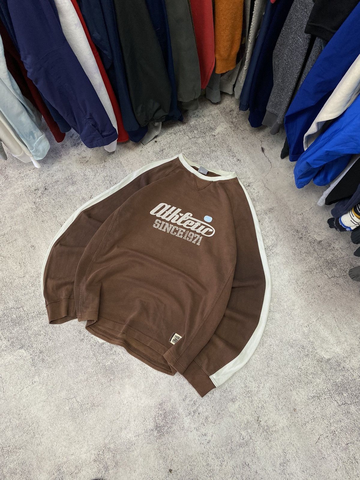 Nike × Vintage NIKE VINTAGE BROWN LONG SLEEVE FADED #19 JAPANESE Size US L / EU 52-54 / 3 - 2 Thumbnail