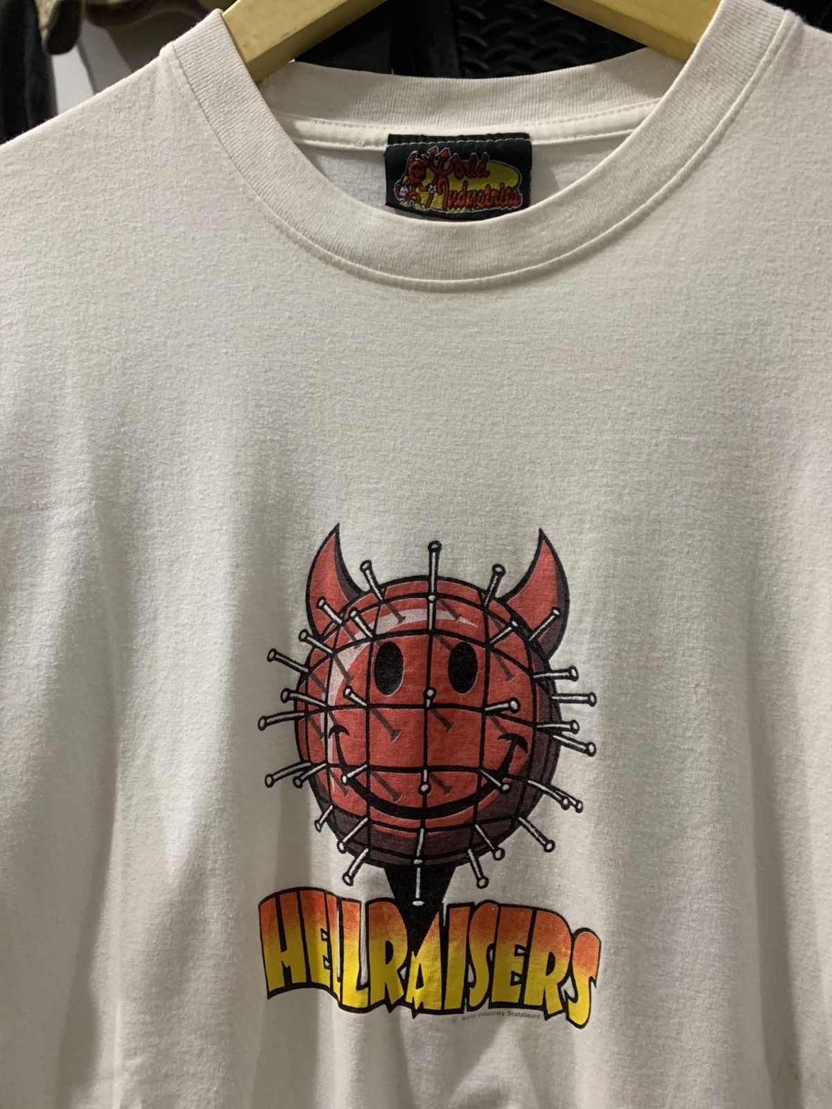 Vintage Vintage 1990s World Industries Hellraiser Skate Tee Size US M / EU 48-50 / 2 - 2 Thumbnail