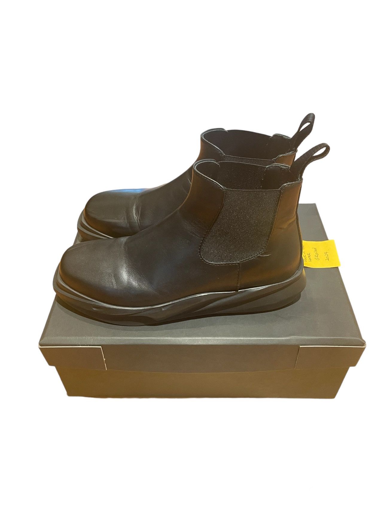 1017 ALYX 9SM 1017 ALYX MONO CHELSEA BOOTS Size US 8 / EU 41 - 2 Thumbnail
