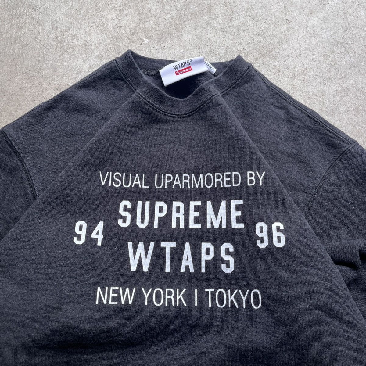 Supreme × Wtaps Supreme x WTAPS Crewneck Black Box Logo Rare FW21 Size US M / EU 48-50 / 2 - 2 Thumbnail